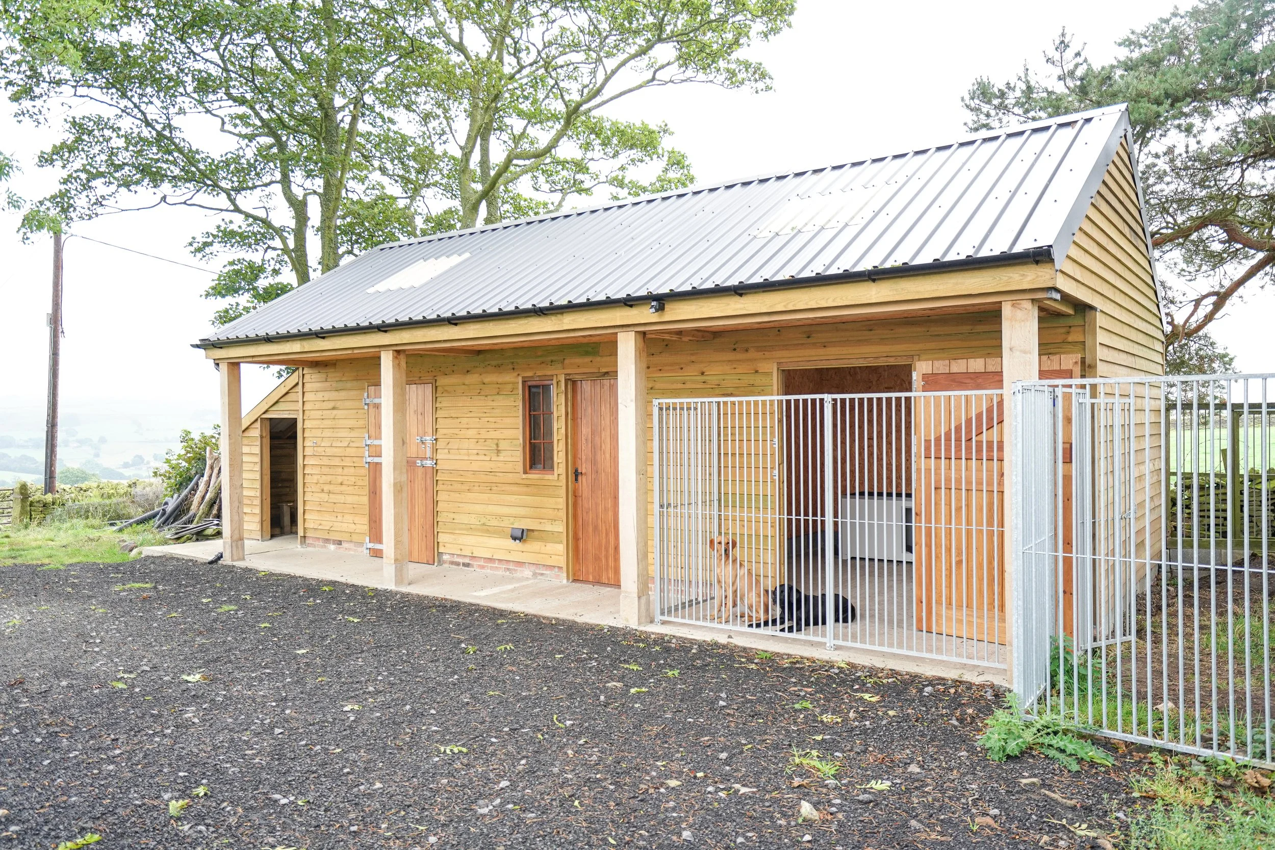 oak outbuilding 2 .jpg