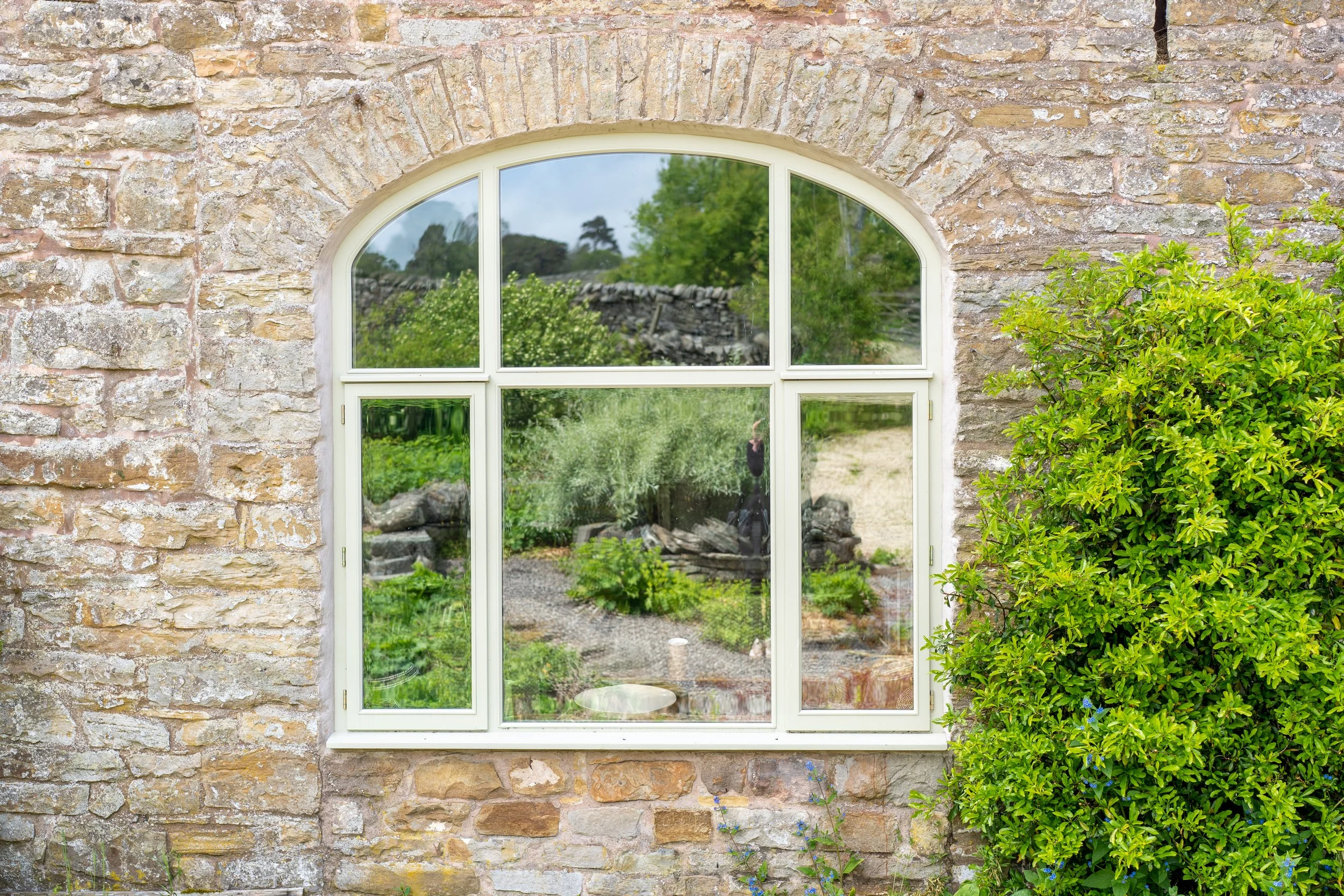 arched window 2.jpg