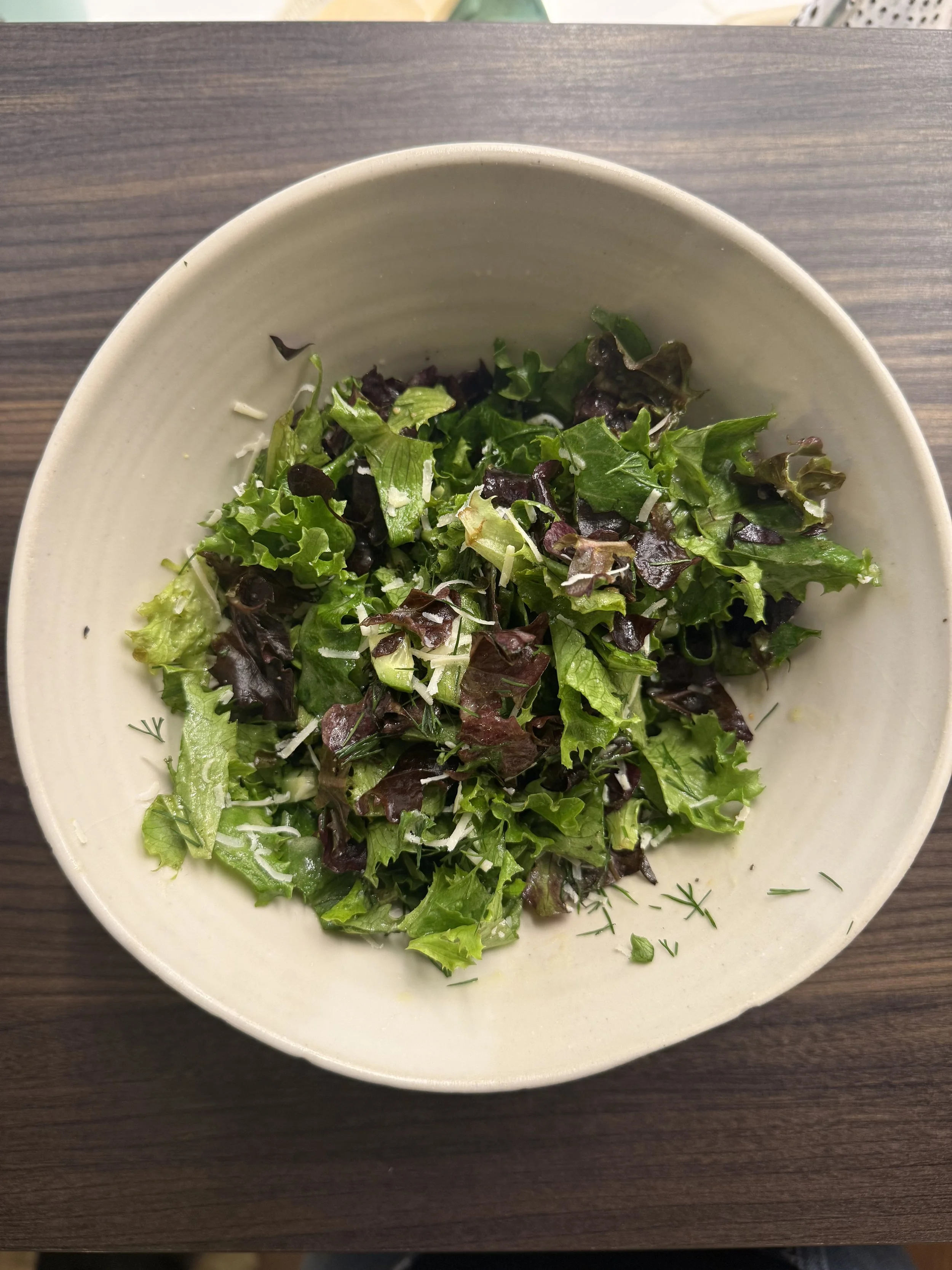 2025.12_Salad bowls striped top finished.jpg