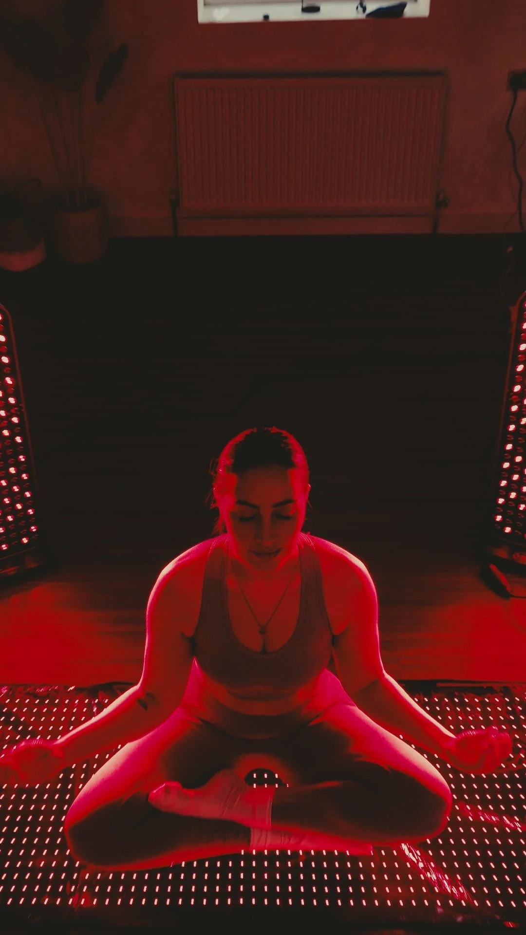 The Science Behind Red Light Therapy: How Light Heals the Body From Within