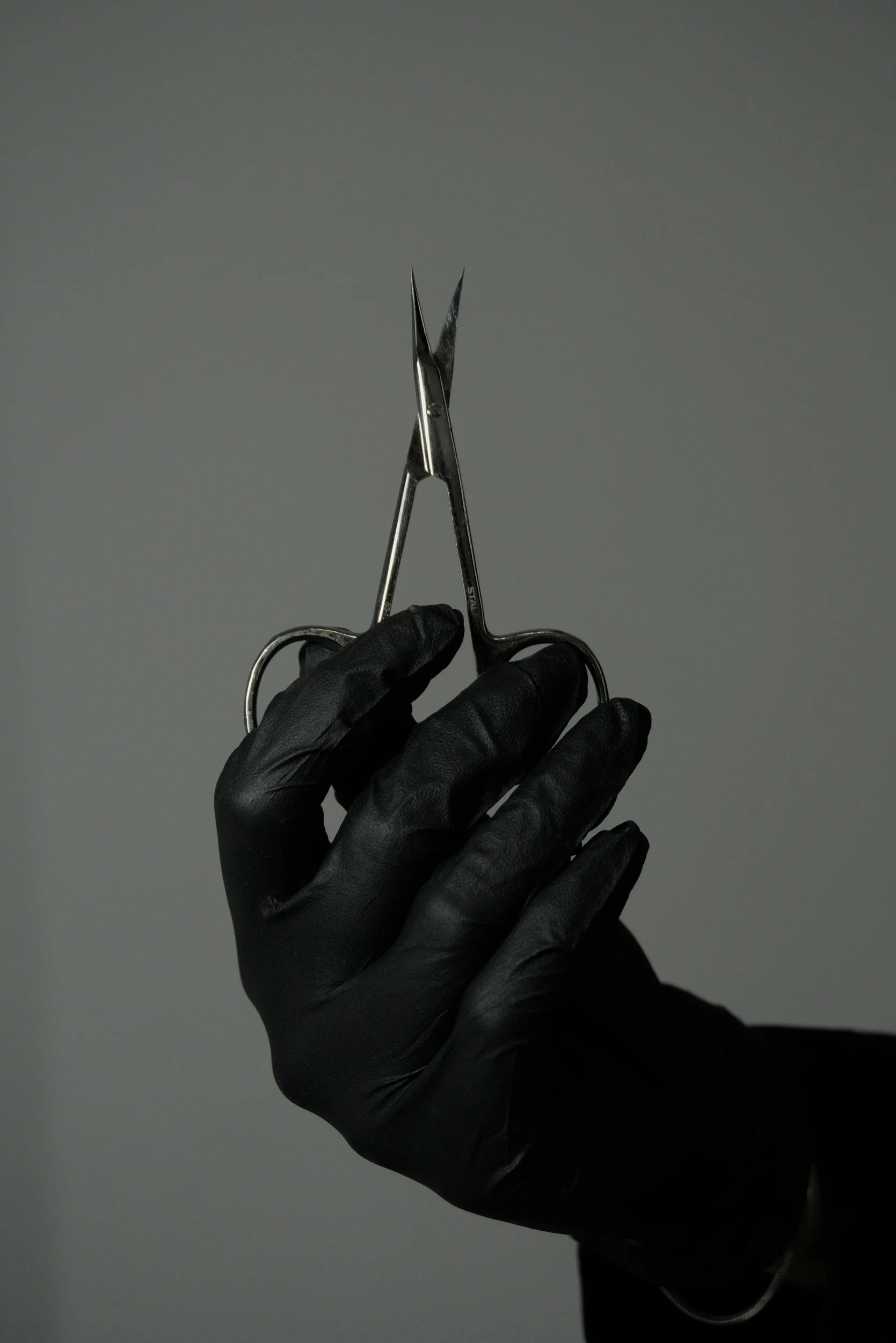 Why Structured Gel Manicures Are Trending in New Jersey