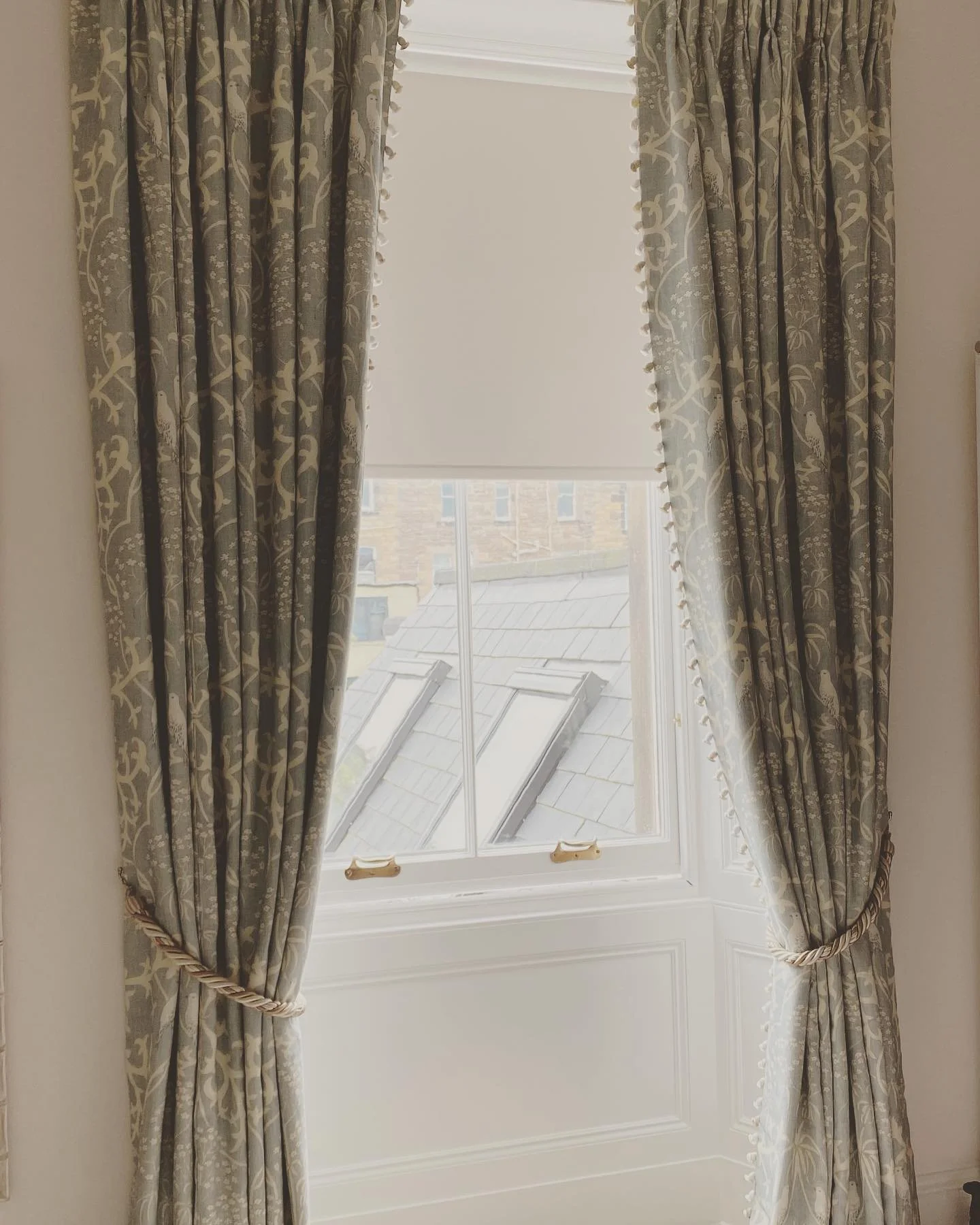 Soft, elegant and beautifully detailed 🤍

These made to measure curtains bring warmth and character to this space, finished with delicate trim and classic tiebacks for that timeless look.

Proof that it&rsquo;s the little details that make all the d