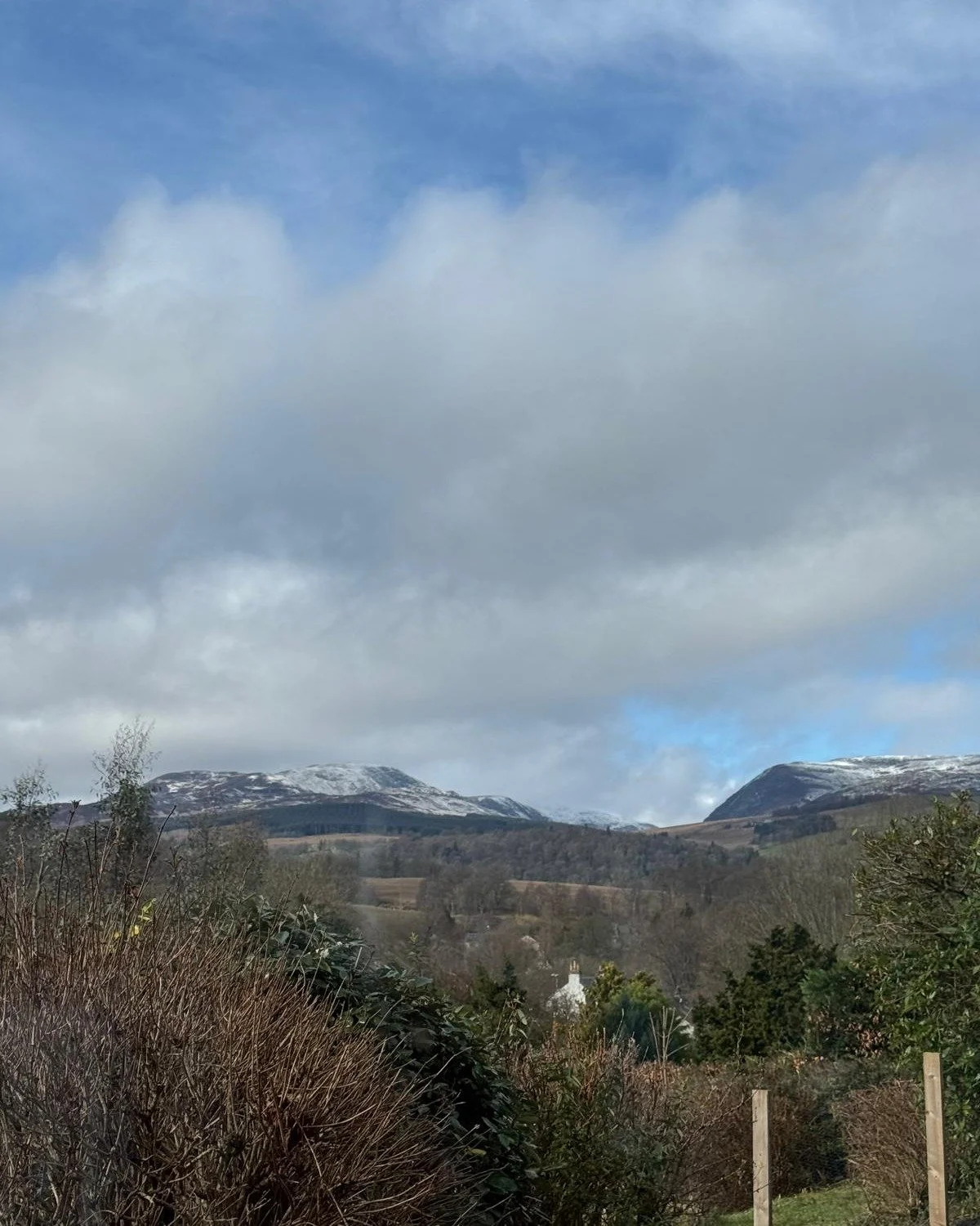 Not a bad view to be working with 👀

One of the perks of getting out to see our clients&hellip; you never quite know what&rsquo;s waiting outside the window.
This one definitely didn&rsquo;t disappoint 🏔️✨

👉 strathearn-interiors.com
.
.
.
.
#Stra