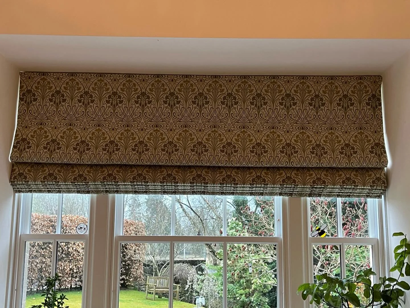 A lovely Roman blind for a lovely couple ✨

This beautiful, ornate Tiffany in Sand fabric from ilivfabrics brings such a soft elegance to the space. Classic, detailed and made to measure for the perfect finish.

👉 strathearn-interiors.com
.
.
.
.
#S