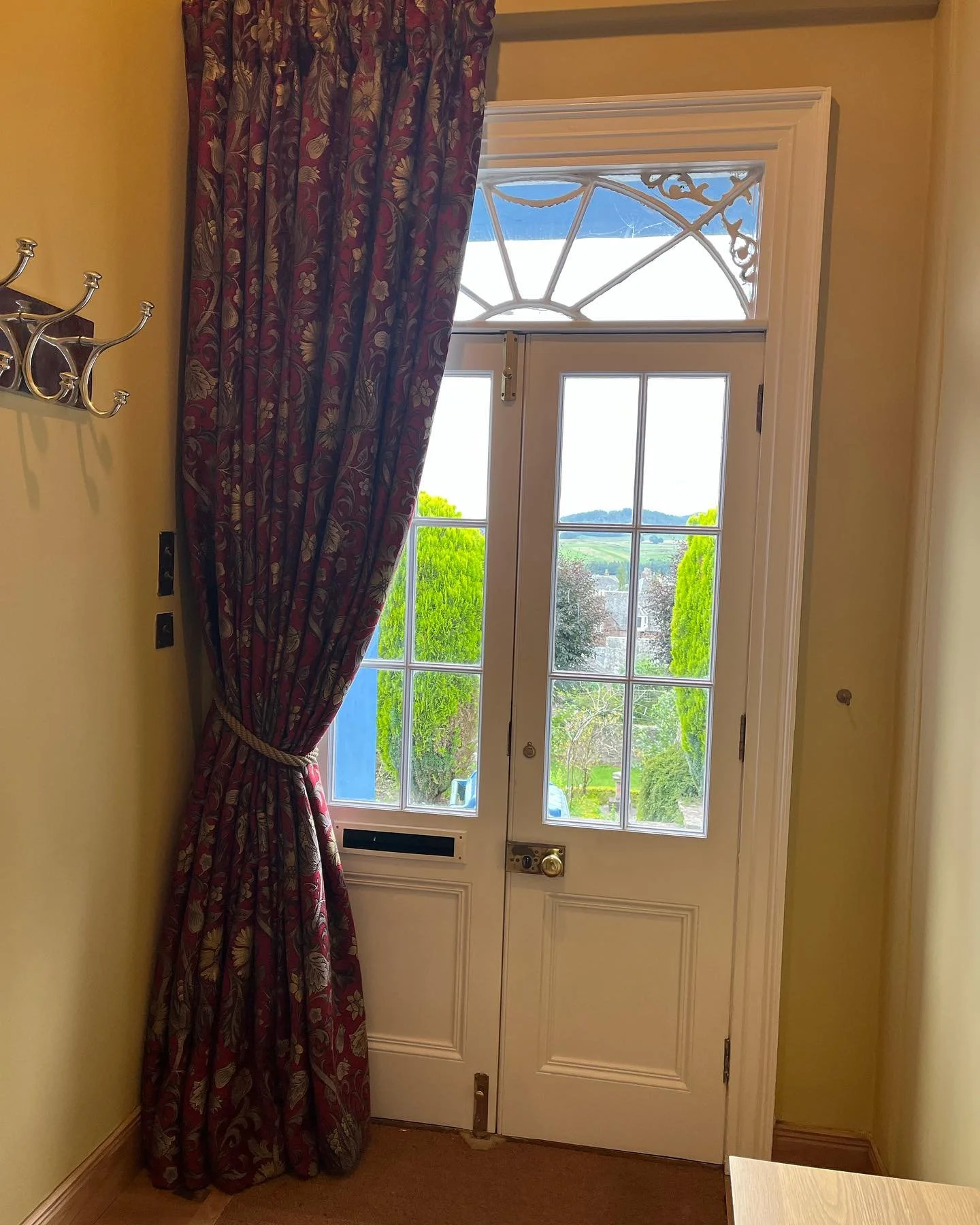 A beautiful way to soften an entranceway ✨

These rich, patterned curtains bring warmth, colour, and character to the space while still letting that natural light shine through 🤍

Sometimes one perfectly dressed window is all a room needs.
.
.
.
.
#
