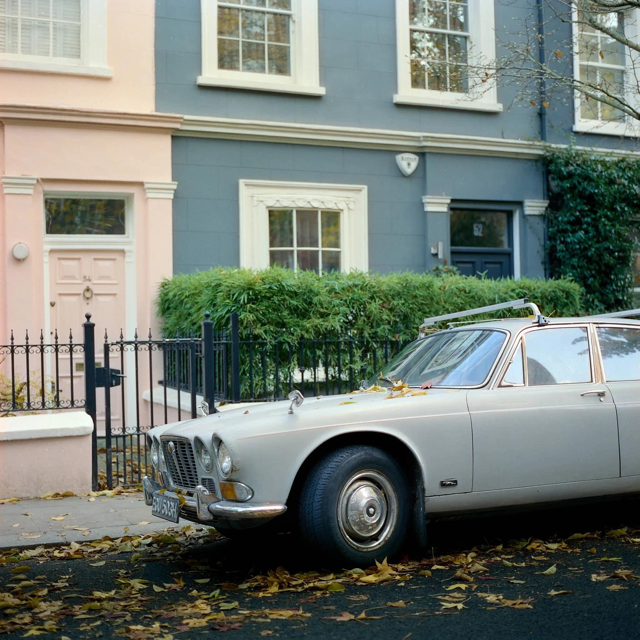 ParkedOnNottingHill.jpg