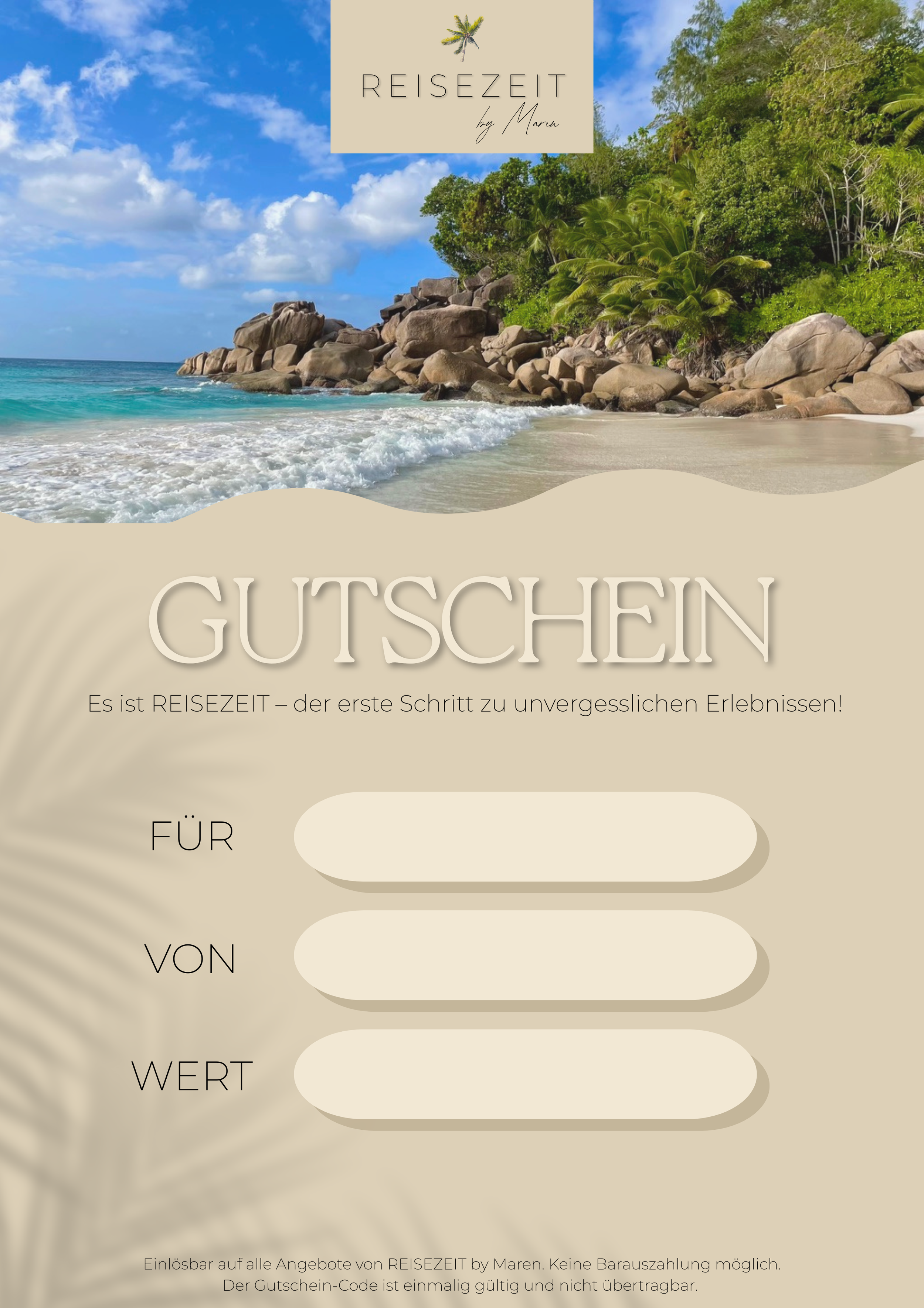 Urlaubsgutschein mit Strandbild, blauem Himmel, Natur, Felsen, Wasser, Palme, Text: 'Reisezeit', 'Gutschein', 'für', 'von', 'Wert'