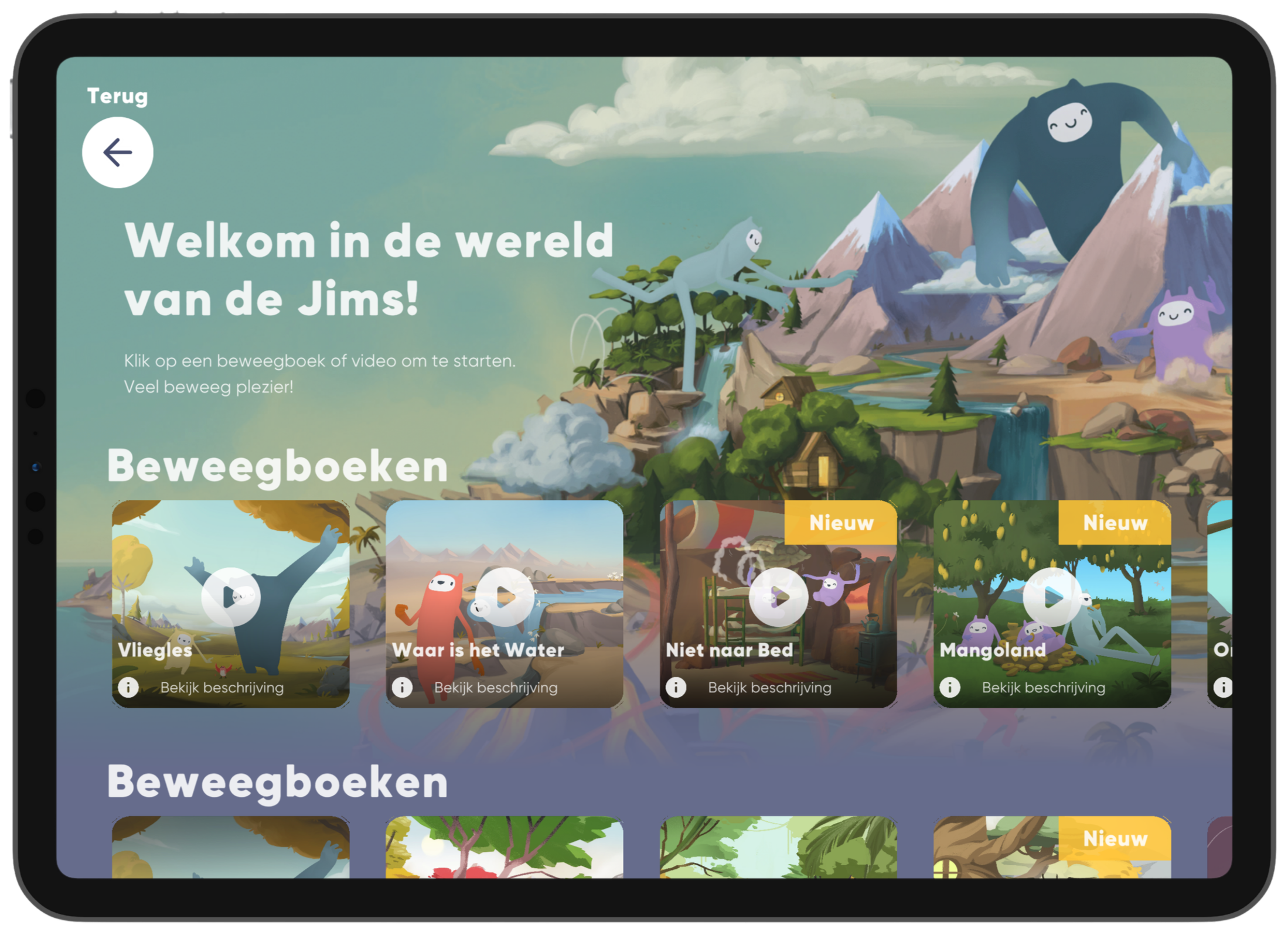 Een digitale scherm met een kleurrijk landschap en cartoonachtige dieren en bergen. Op het scherm staat tekst in het Nederlands die begroet en instructies geeft over bewegingsboeken en video's voor kinderen.
