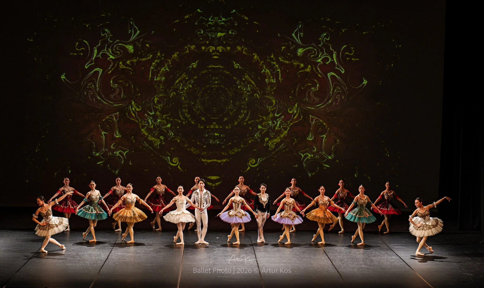 JBC_NAHArt _ web theater __-316.jpg
