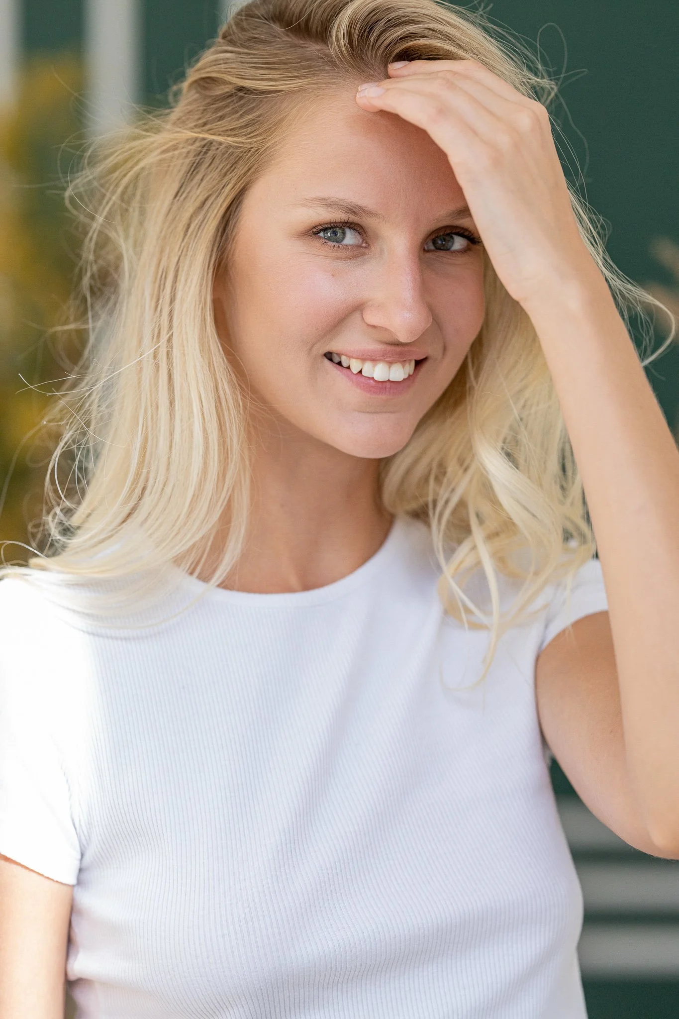 Color portrait photography celebrates natural tones, light, and emotion, capturing personality through rich colors and subtle nuances.