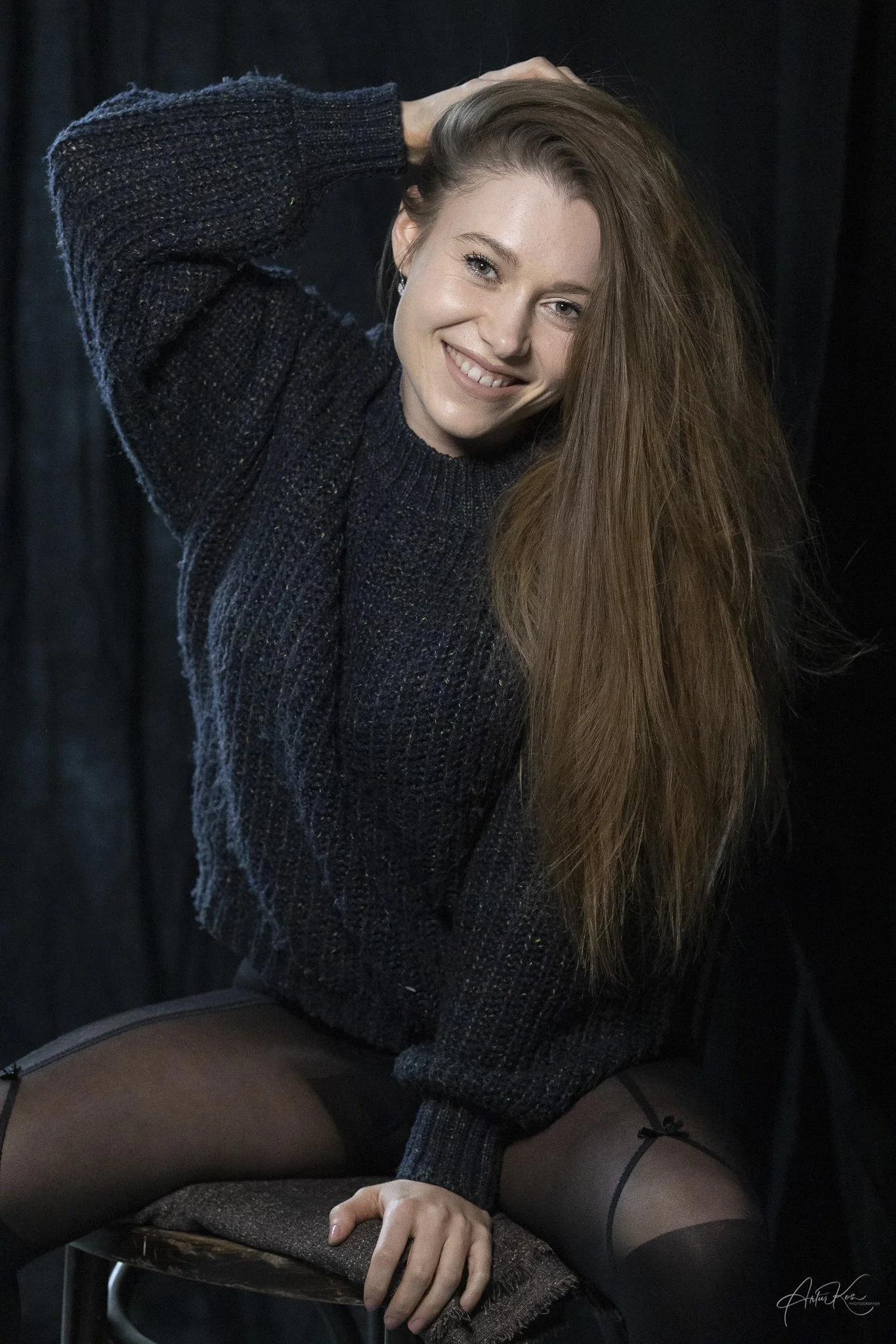 Color portrait photography celebrates natural tones, light, and emotion, capturing personality through rich colors and subtle nuances.