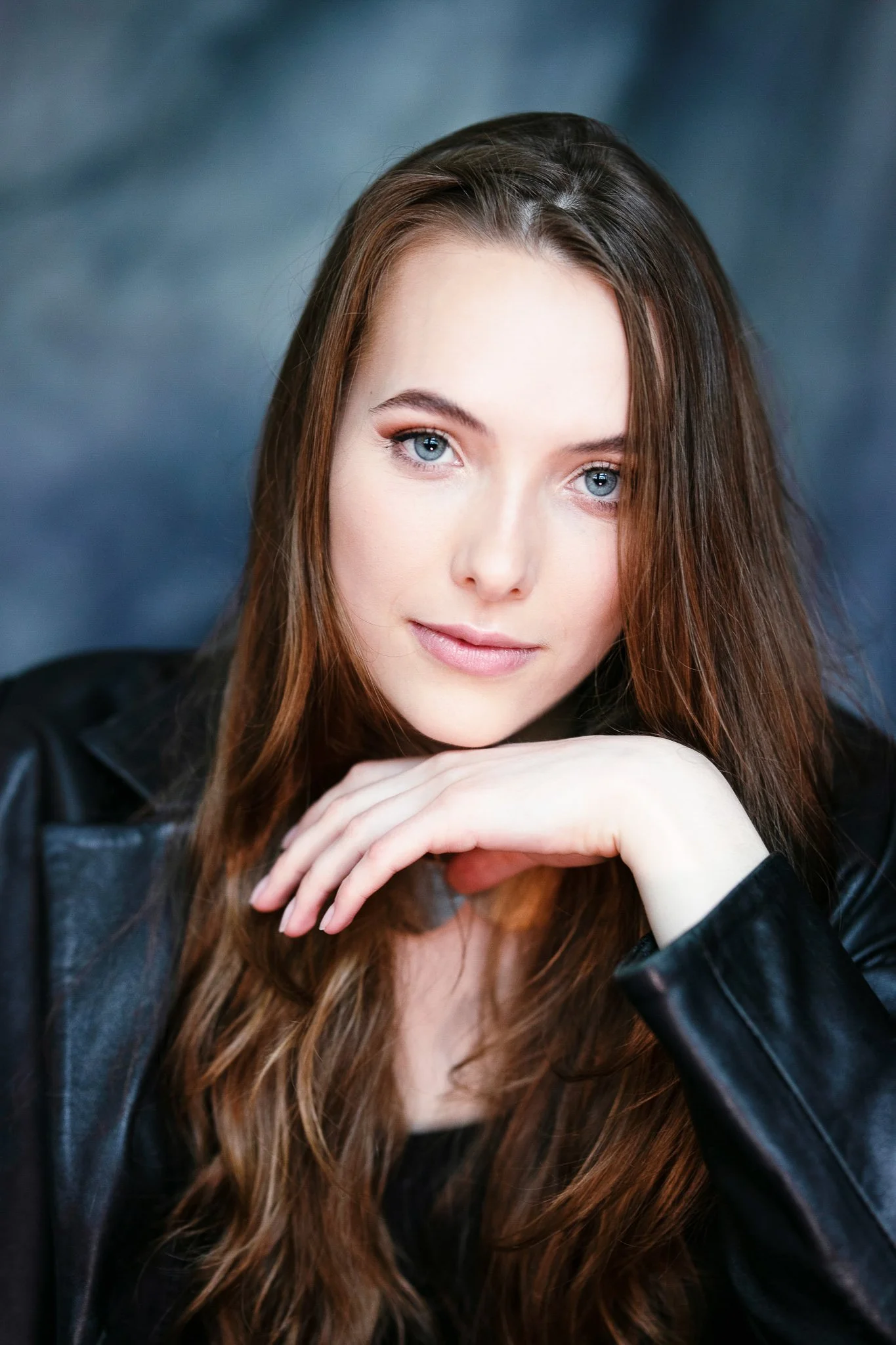 Color portrait photography celebrates natural tones, light, and emotion, capturing personality through rich colors and subtle nuances.