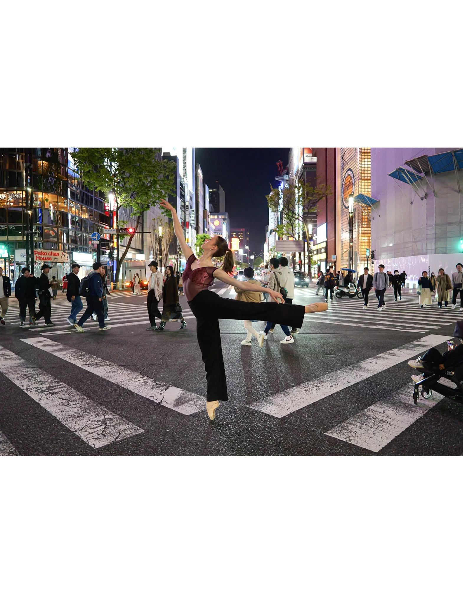 Ballet in Cities _ zdjecia wykorzystane w albumie strona 181.jpg