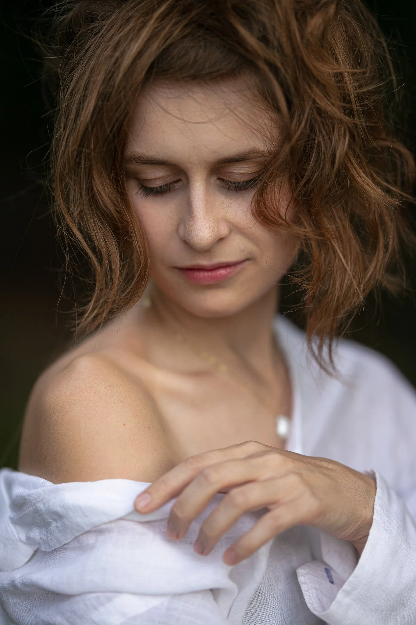 Color portrait photography celebrates natural tones, light, and emotion, capturing personality through rich colors and subtle nuances.