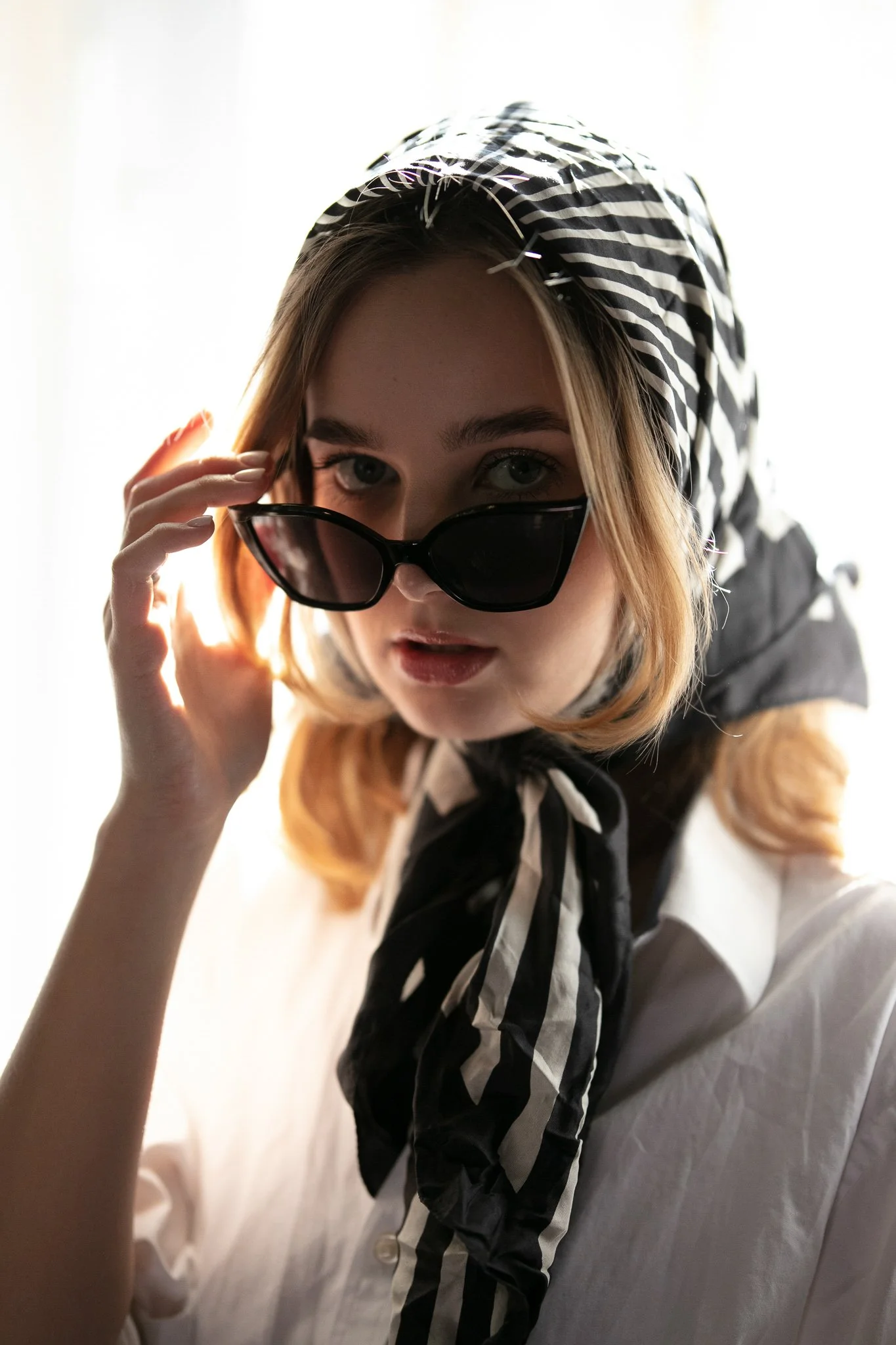 Color portrait photography celebrates natural tones, light, and emotion, capturing personality through rich colors and subtle nuances.