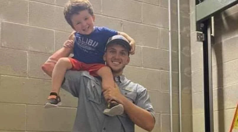 Two residential and commercial service electricians in Austin Texas