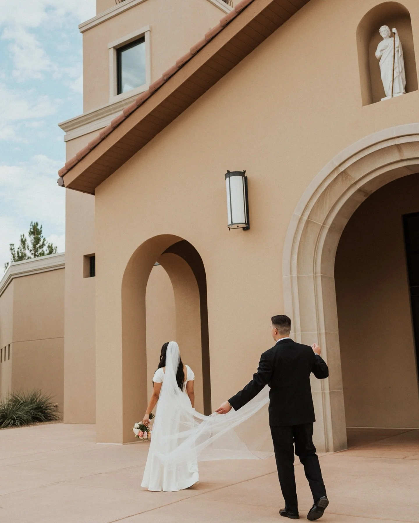 Sofia and Gabriel&rsquo;s wedding day 🕊️

You&rsquo;re absolute sun. Thank you for letting me continuously document your lives, I&rsquo;m forever grateful that we made this day happen together, even living across oceans!