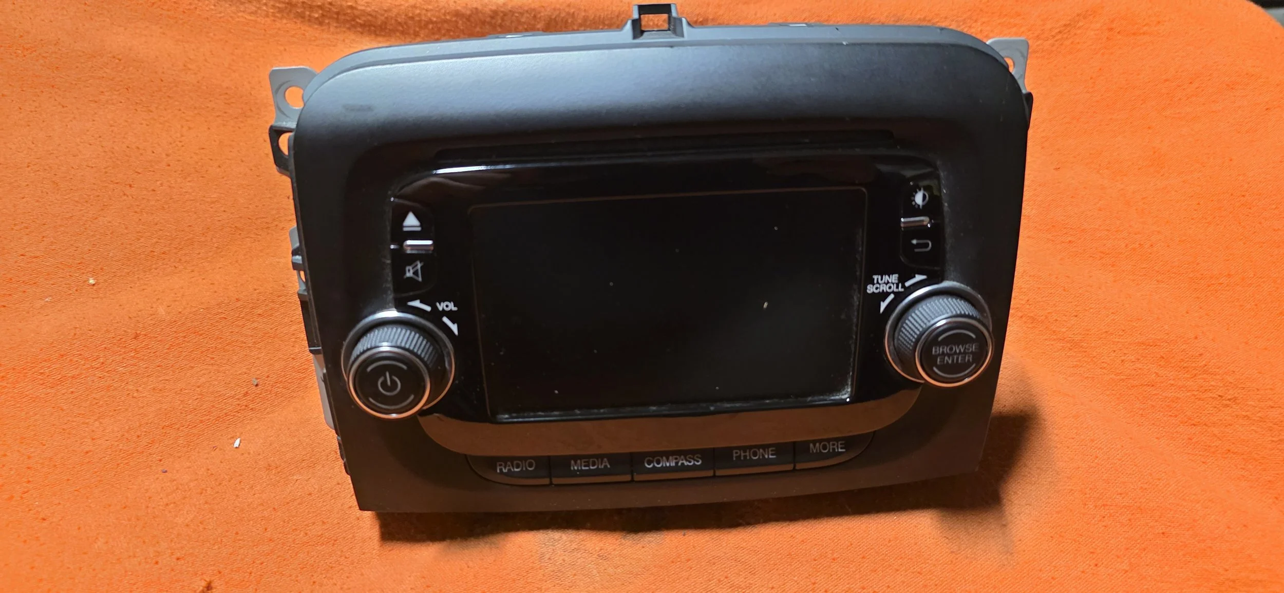 Fiat 500L Radio