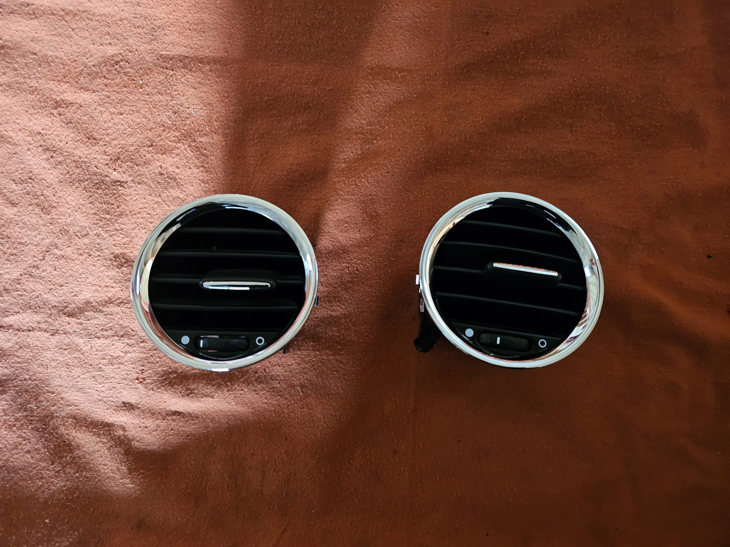 Fiat 500 Side Dash Vents