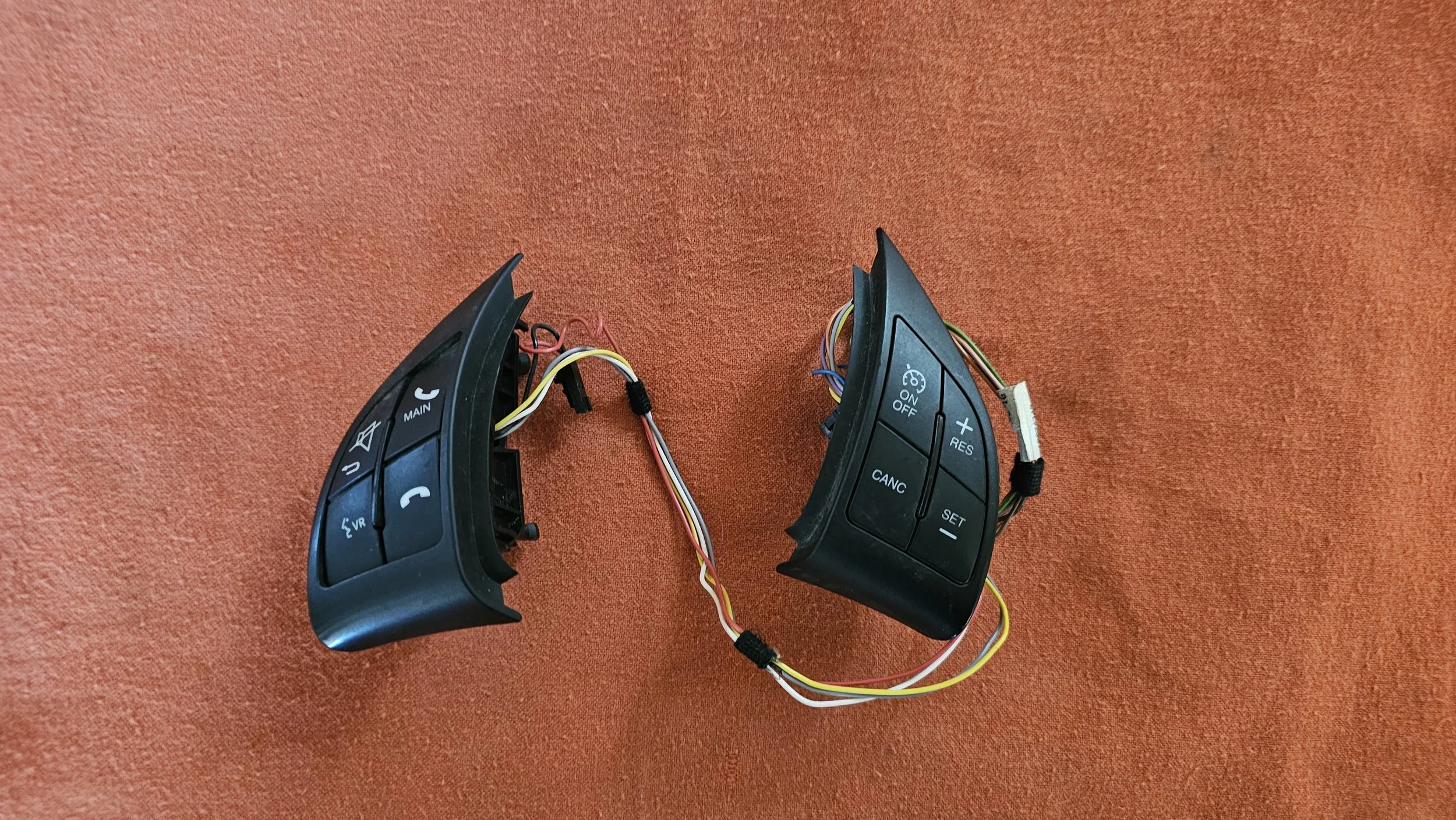 Fiat 500 Steering Wheel Controls