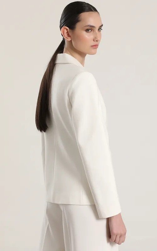 LIOLA Blazer Basico Liola Mujer Crudo