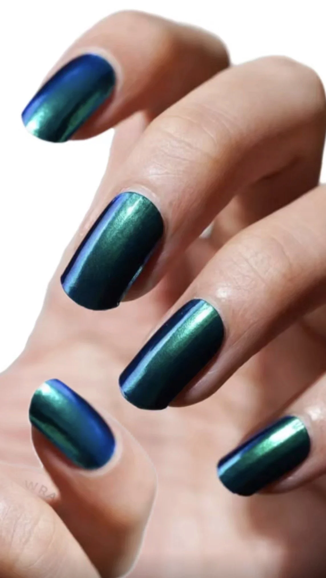 🧜🏽 GREEN MERMAID SCALES