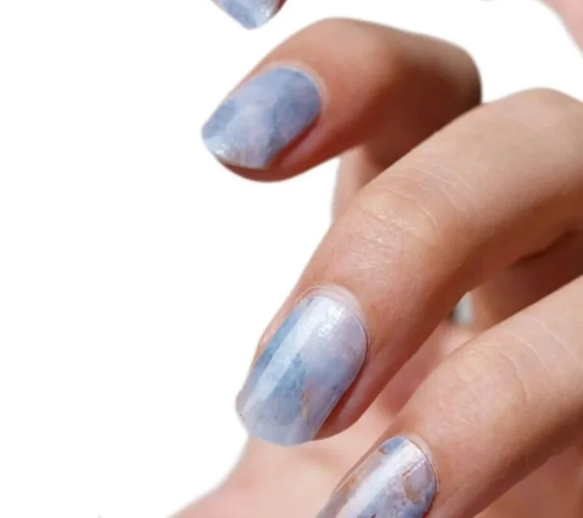 🏞️ A STRANGE RIVER