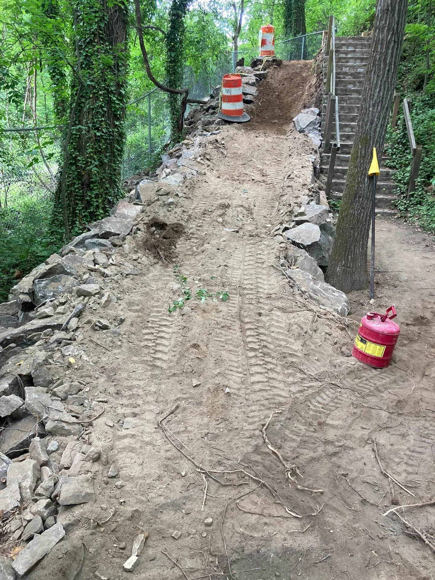 🚨The revised Buttermilk Trail is SOFT LAUNCHING, folks.🚨

And by SOFT LAUNCH we remind you that the dirt is very SOFT and rocky so please don&rsquo;t LAUNCH yourself while you get used to the beginnings of the new feature. 

Take it easy. Preride i