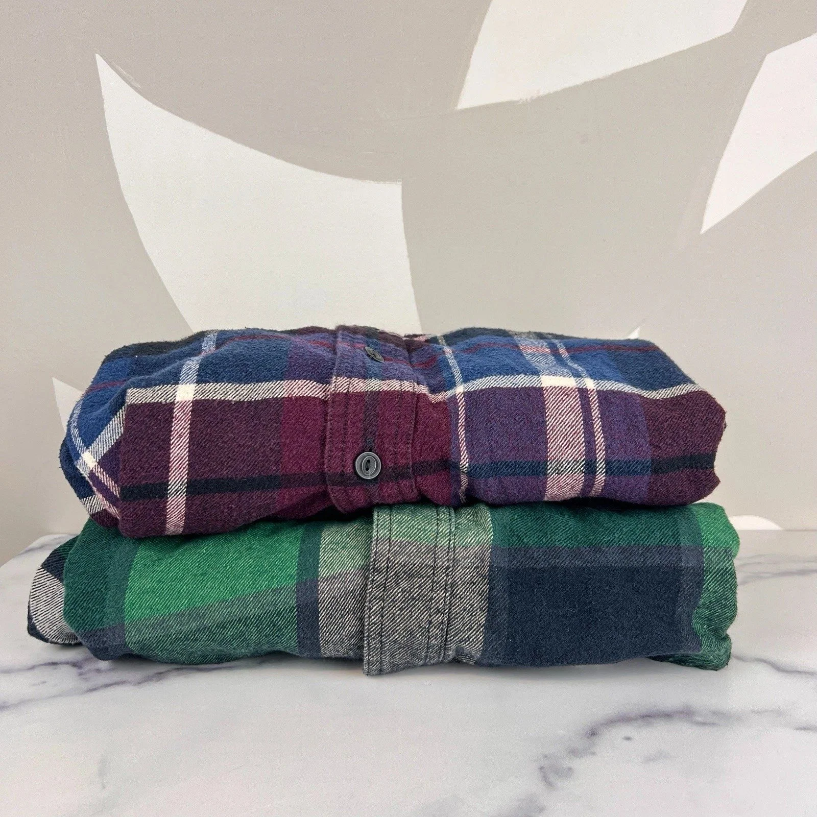 Lot of two American Eagle Heritage Flannels, Maroon & Blue, Green & Gray | M