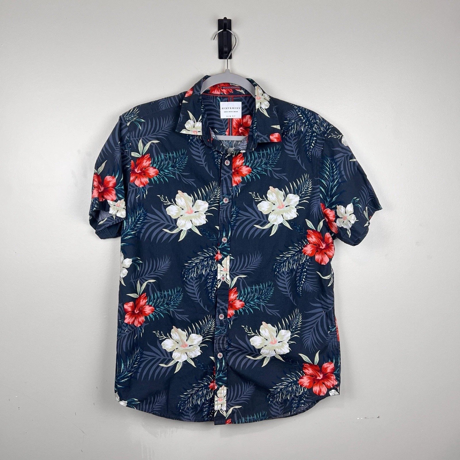 Ricky & Micky Hawaiian Blue Short Sleeve Button Up | M