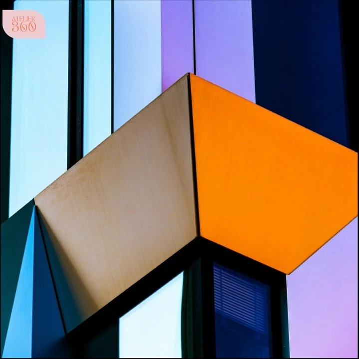 Strong brands are built like architecture &mdash;
with clear foundations, sharp decisions and nothing unnecessary.
#BrandStrategy
#DesignThinking
#CustomerExperience