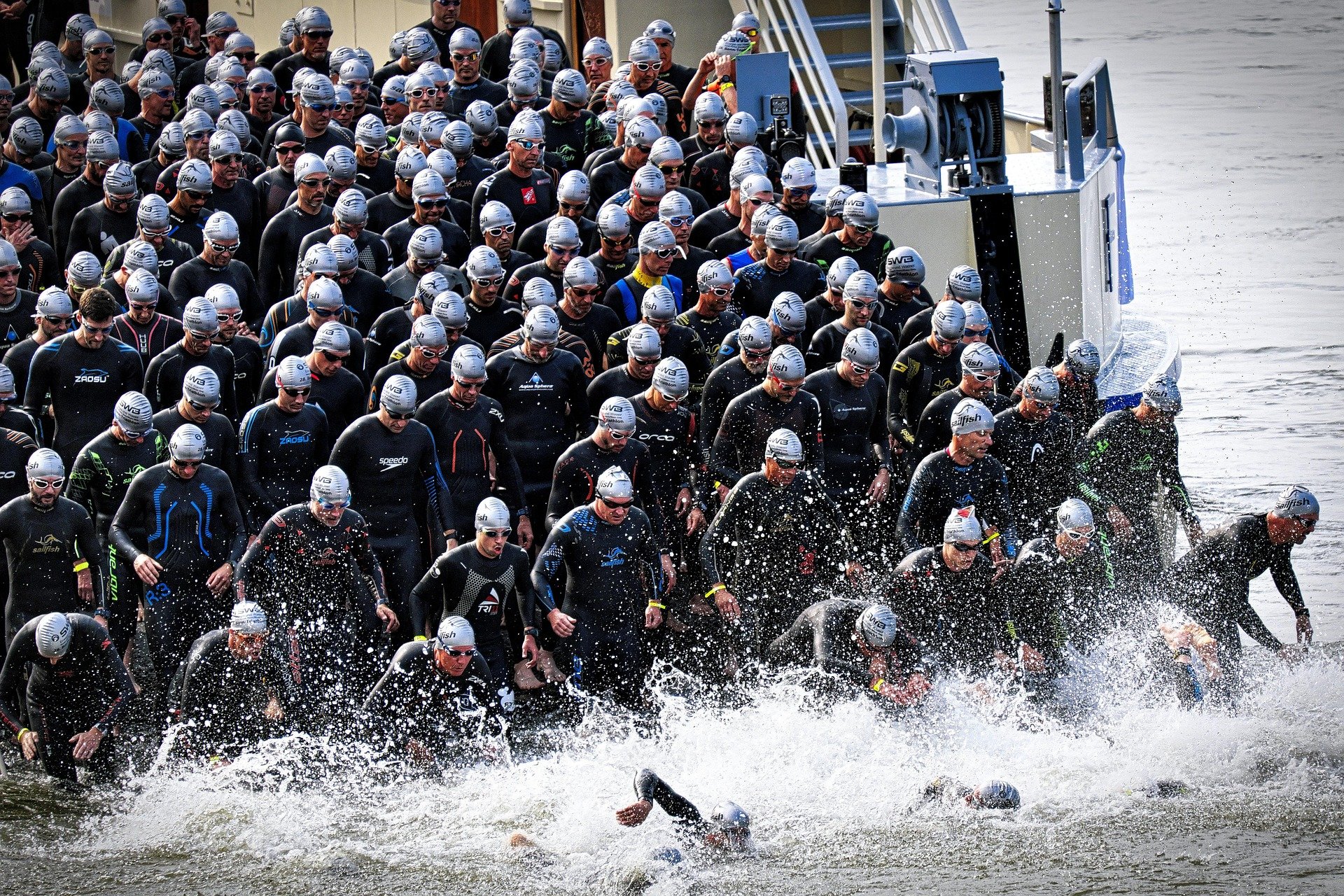 Panique en eau froide en triathlon ou en eau libre : comment garder le contrôle au départ