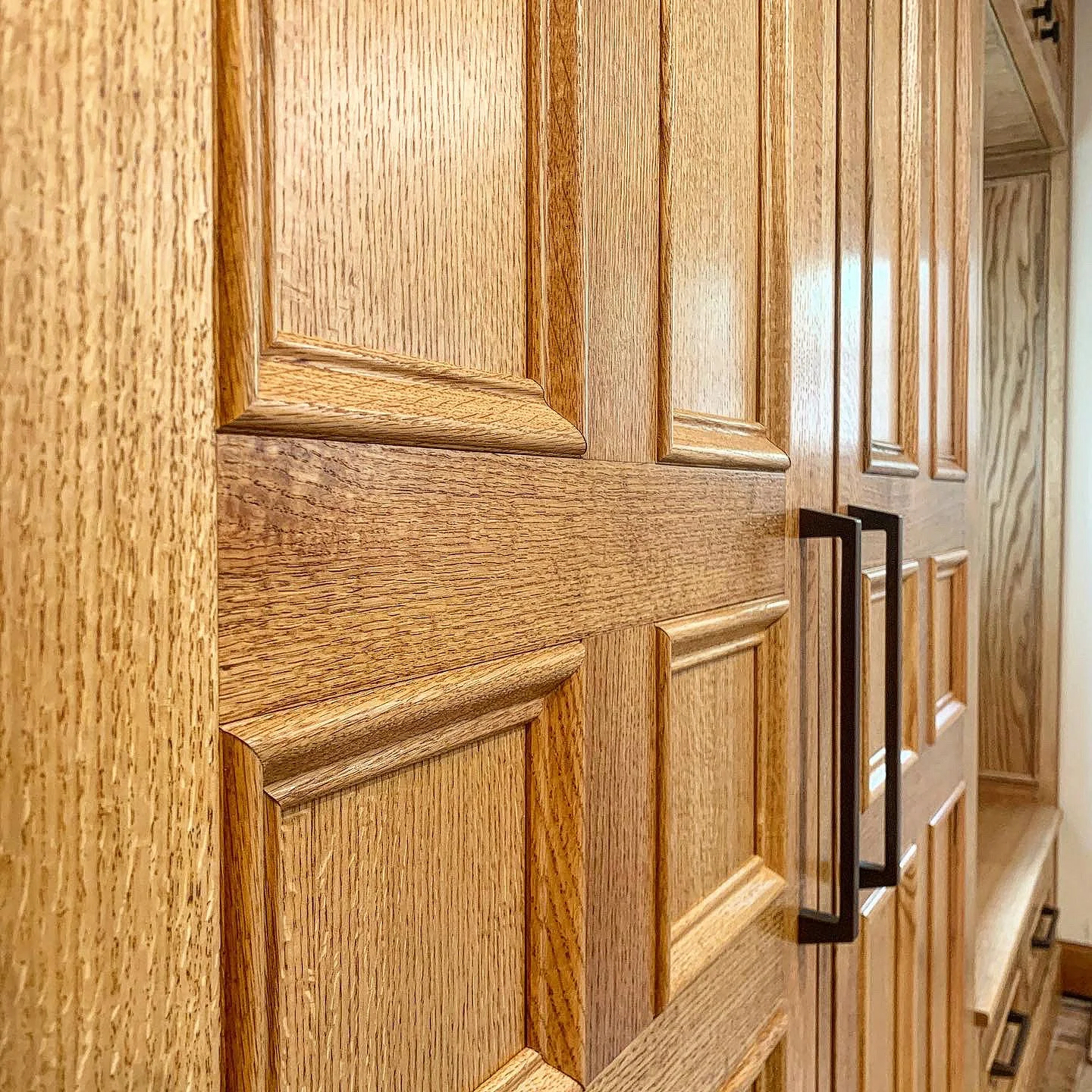 The Ultimate Guide to Choosing Hardwood Species for Oakwood Homes in 2026