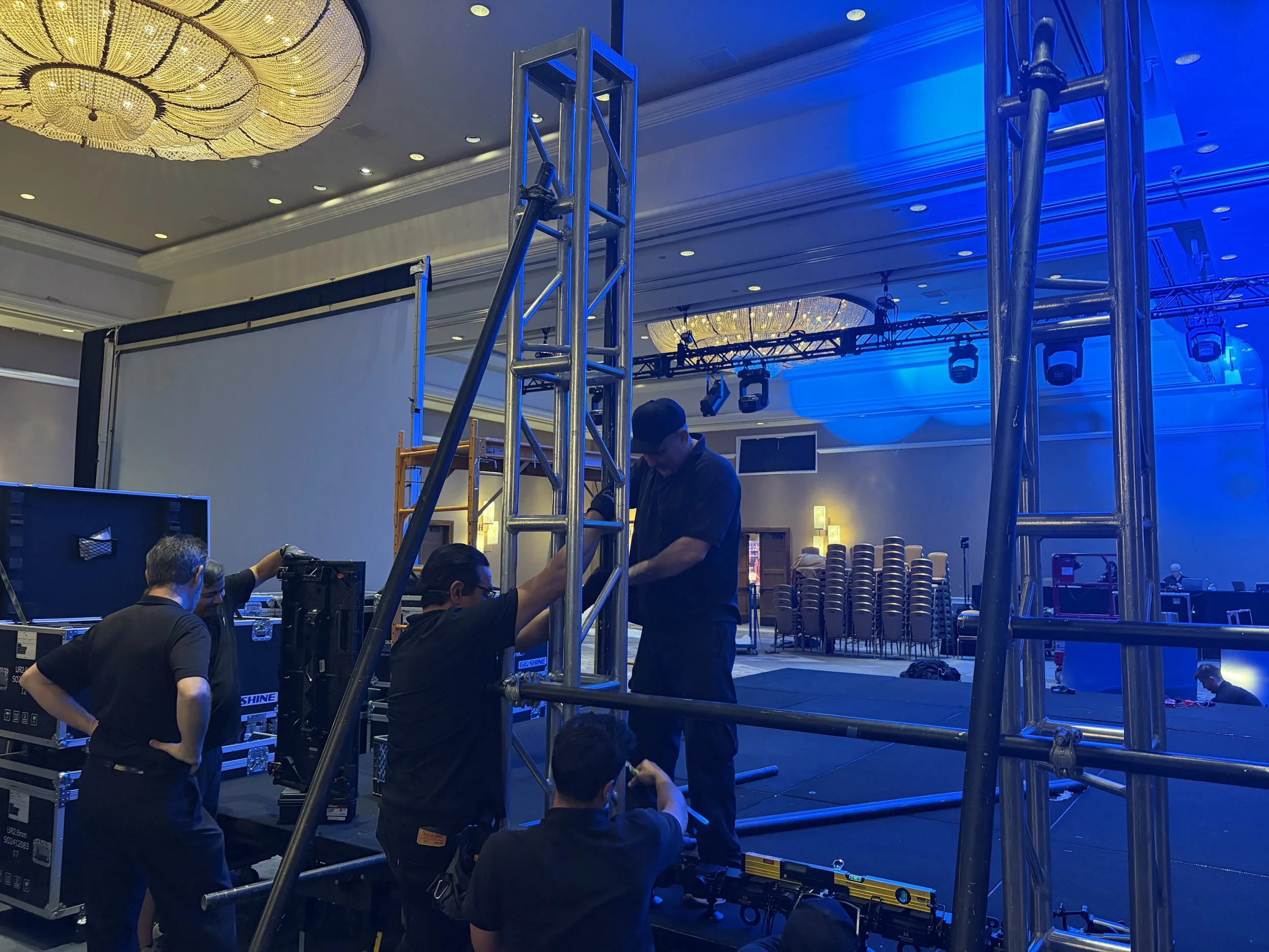 ___-Stage Set AnthonyV, RicoR.jpeg