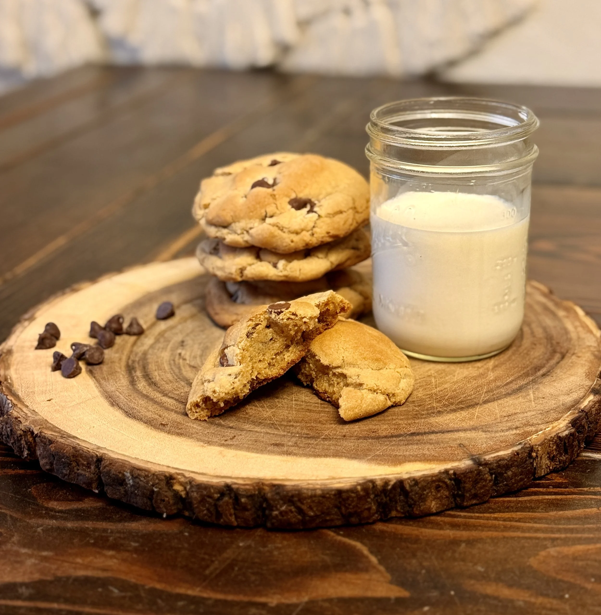 m7 trading post original homestead chocolate chip cookie / the bakehouse.