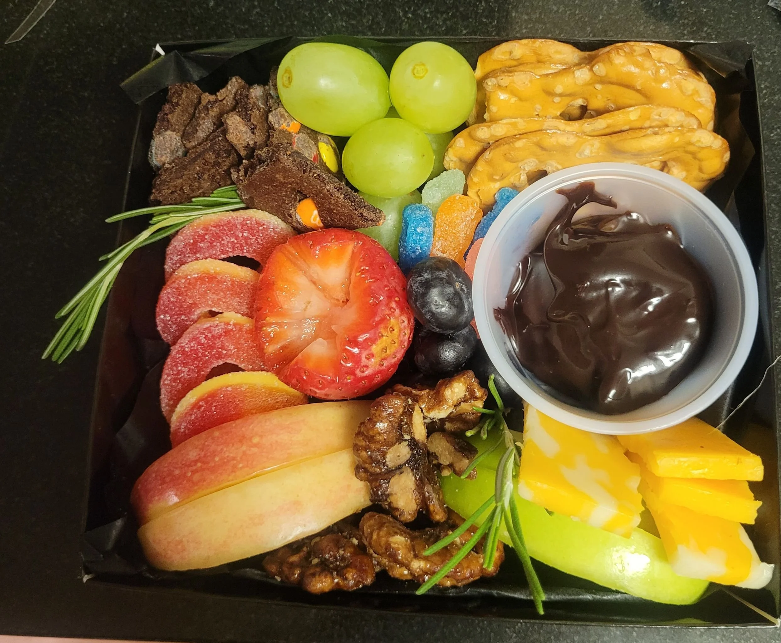Serene Mini Graze — $15–$18/person (Serene Sweet)