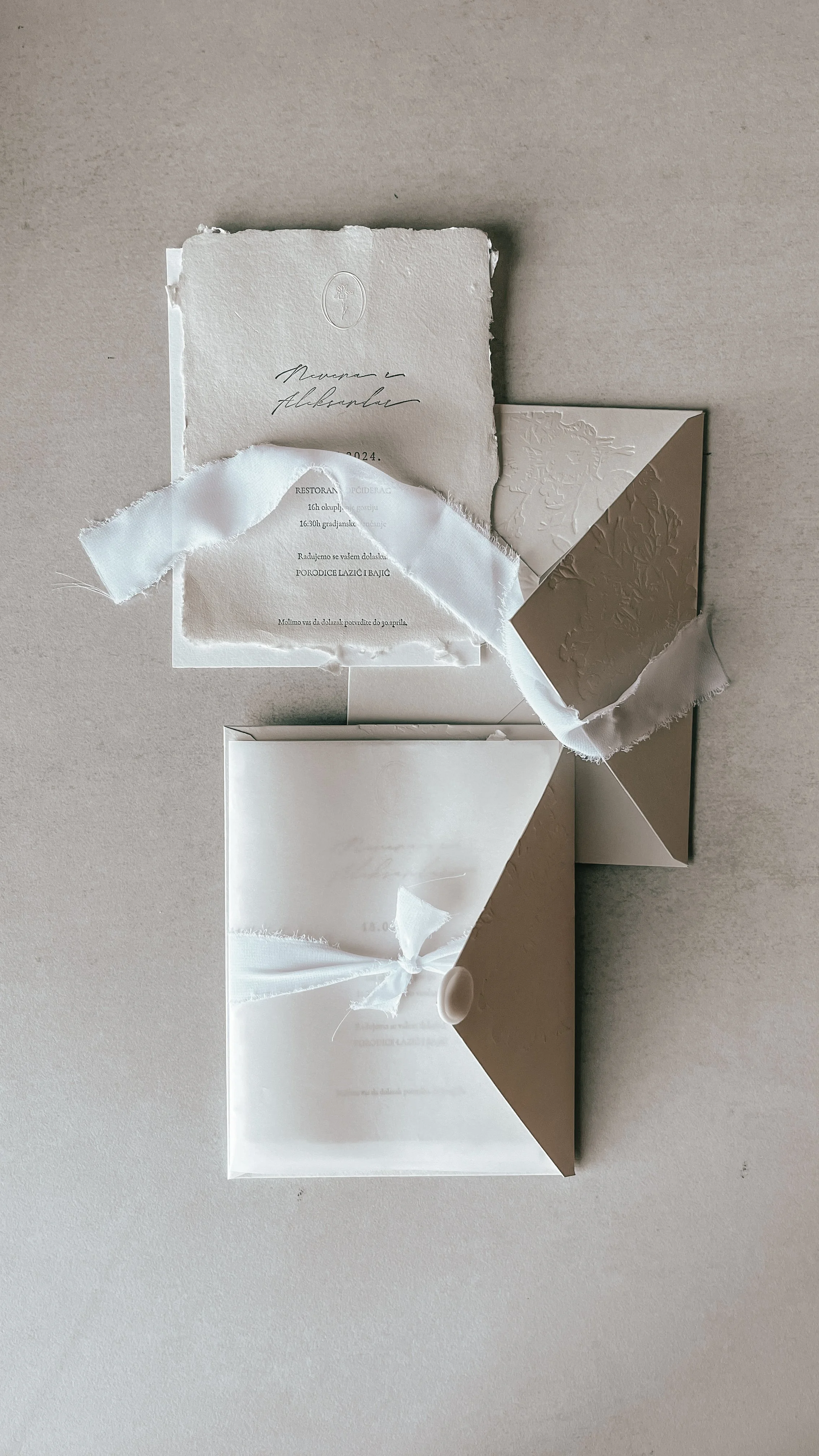 Invitación Andjela - papel hecho a mano