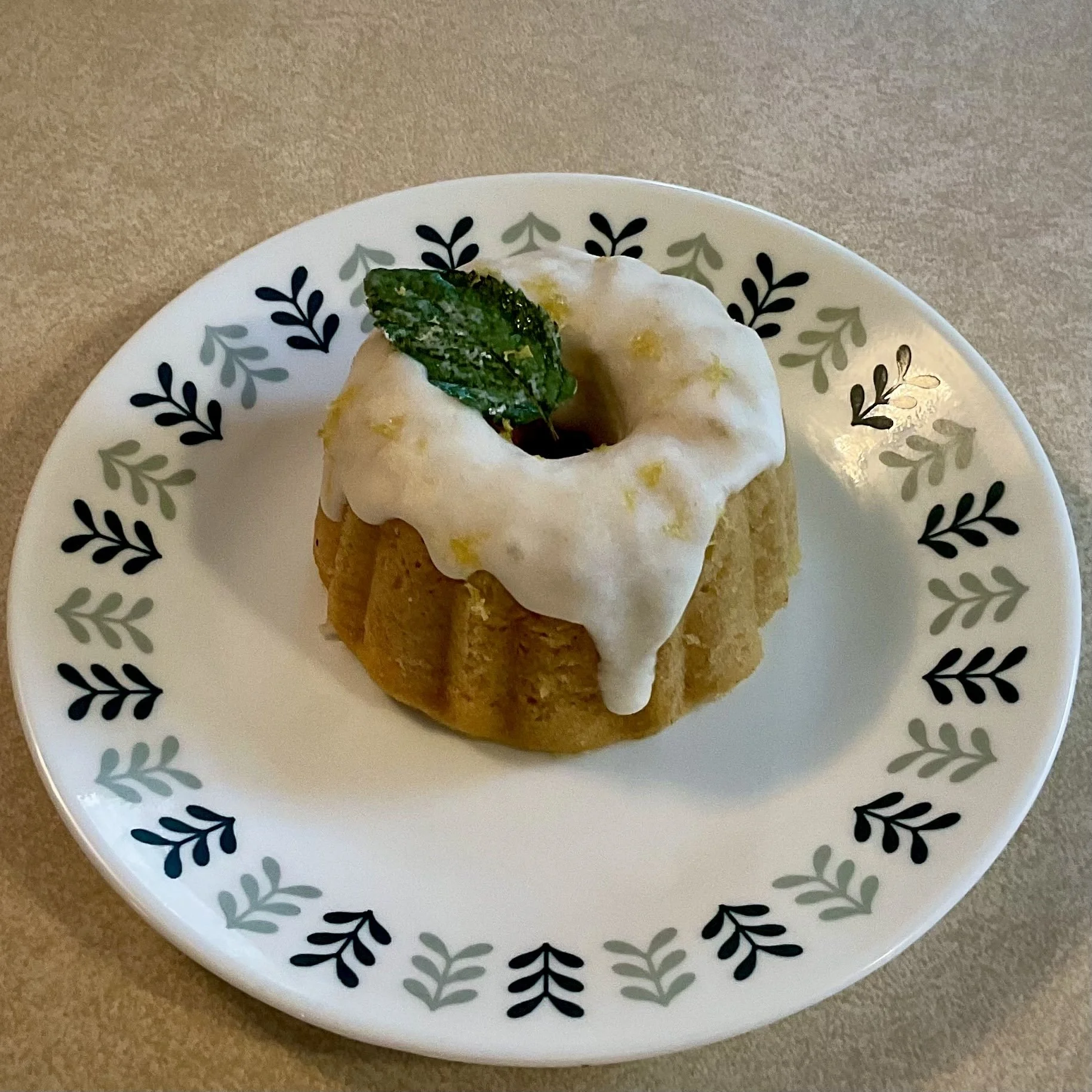lemon bundt.jpg