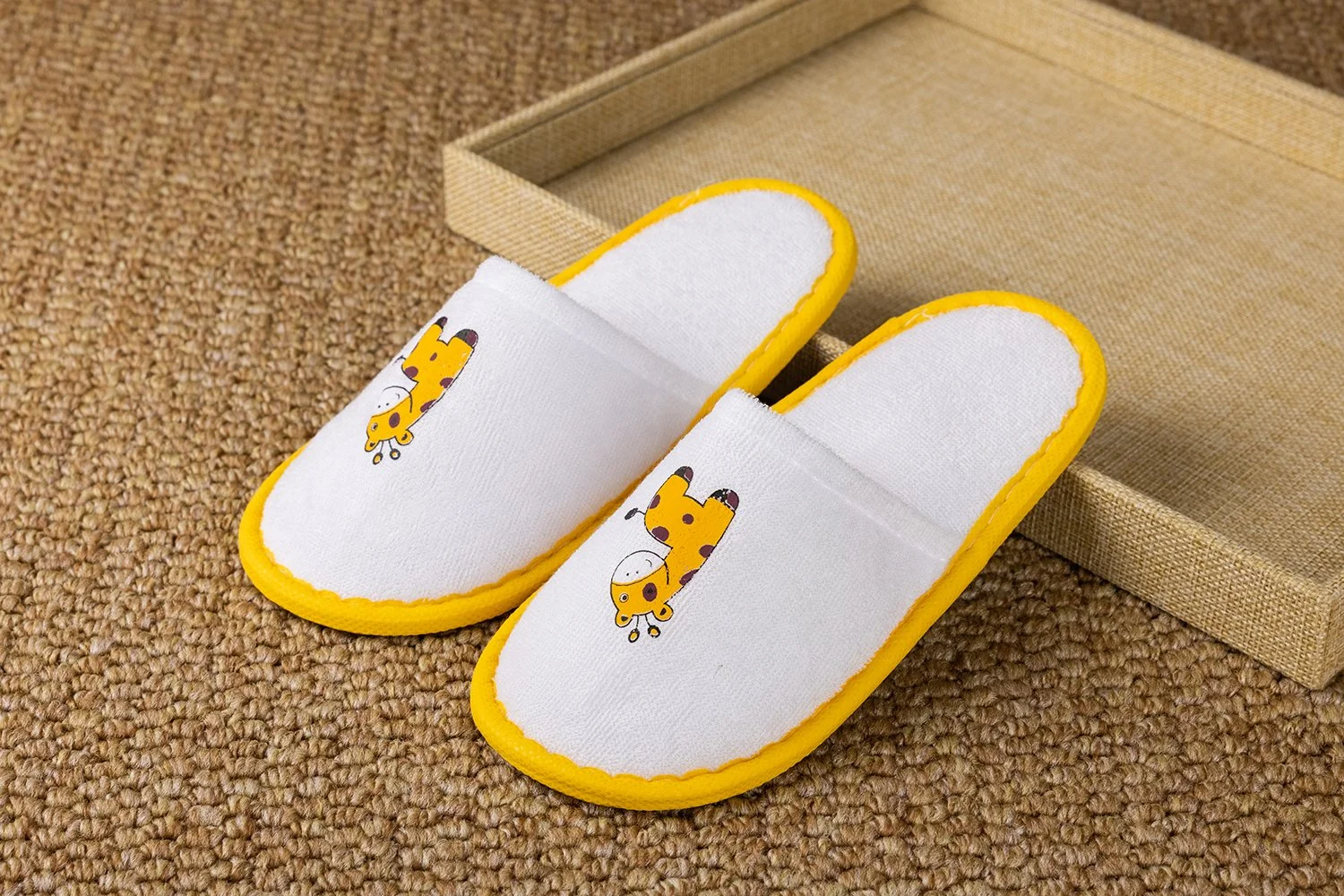 SL-014子供用サンプル展示です。仕様（素材・サイズ等）はご要望に応じてご提案いたしますので、詳細はメールまたはお打ち合わせにてご相談ください