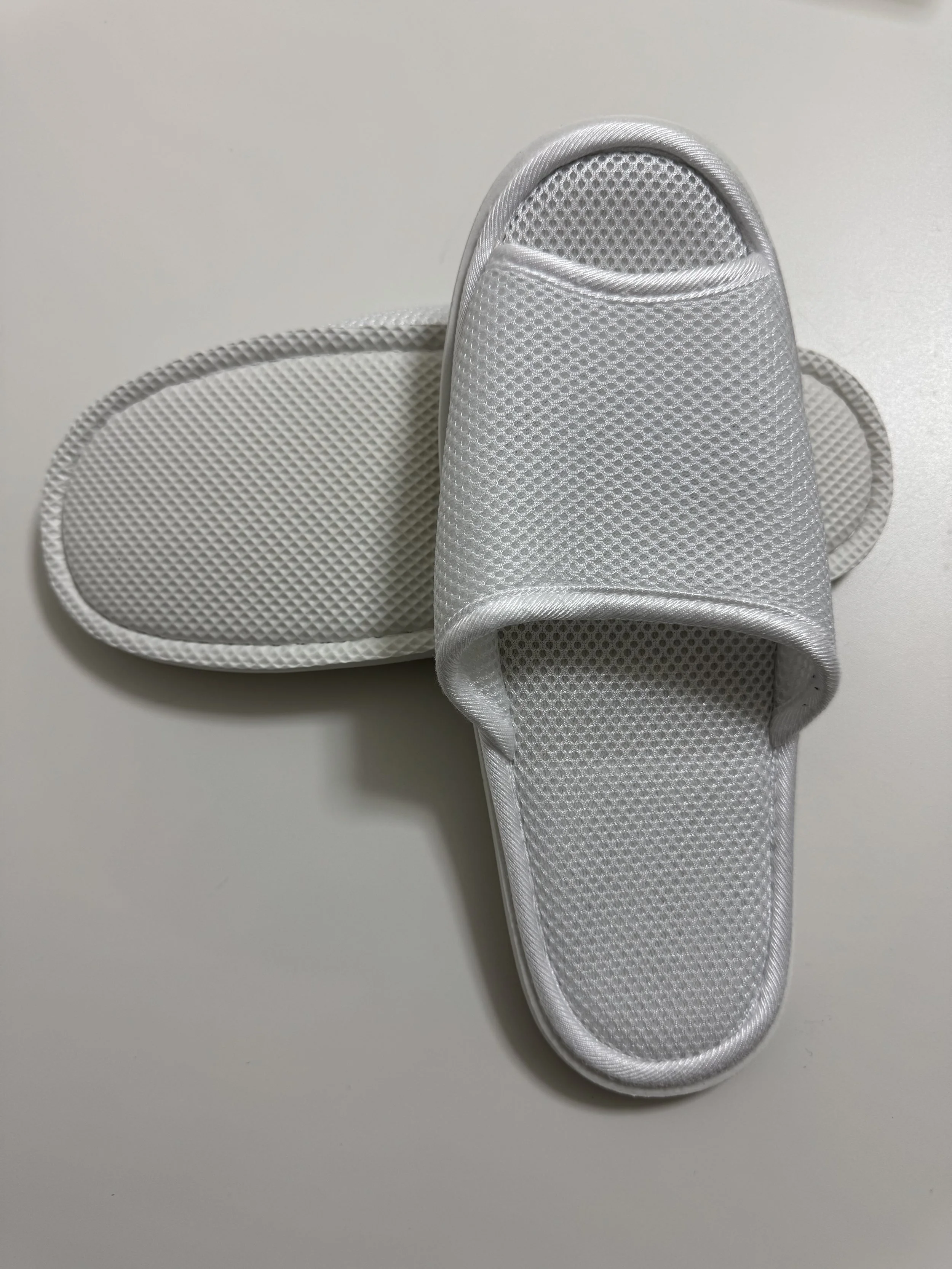 オーダーメイドのメッシュ生地｜厚手EVA底（クッション性・滑りにくい）｜客室標準タイプ｜既存取引先向けサンプル