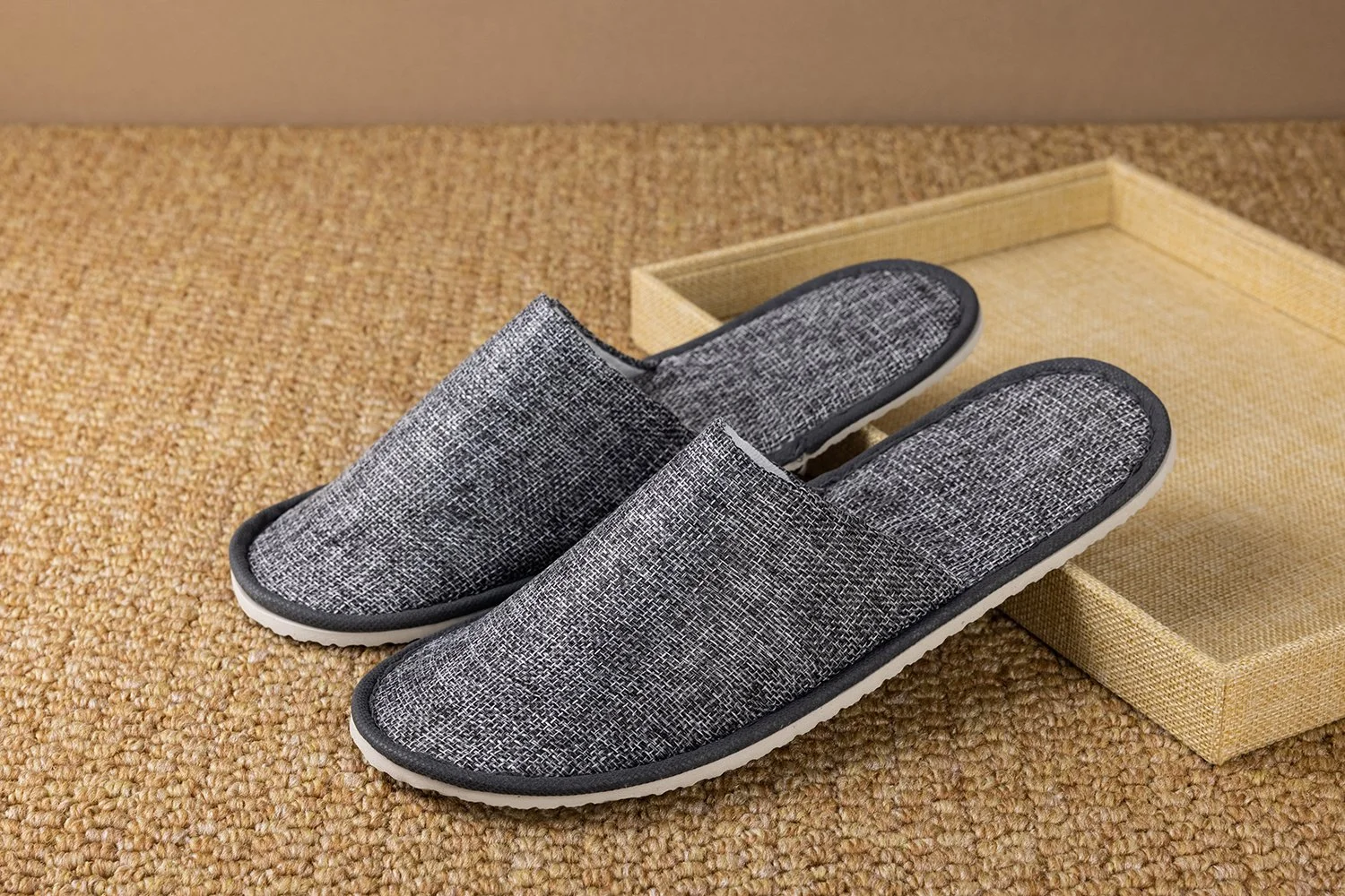 SL-008 薄手リネン調（グレー）｜表面：リネン調織り生地｜底材：EVA｜全長280mm｜サンプル展示