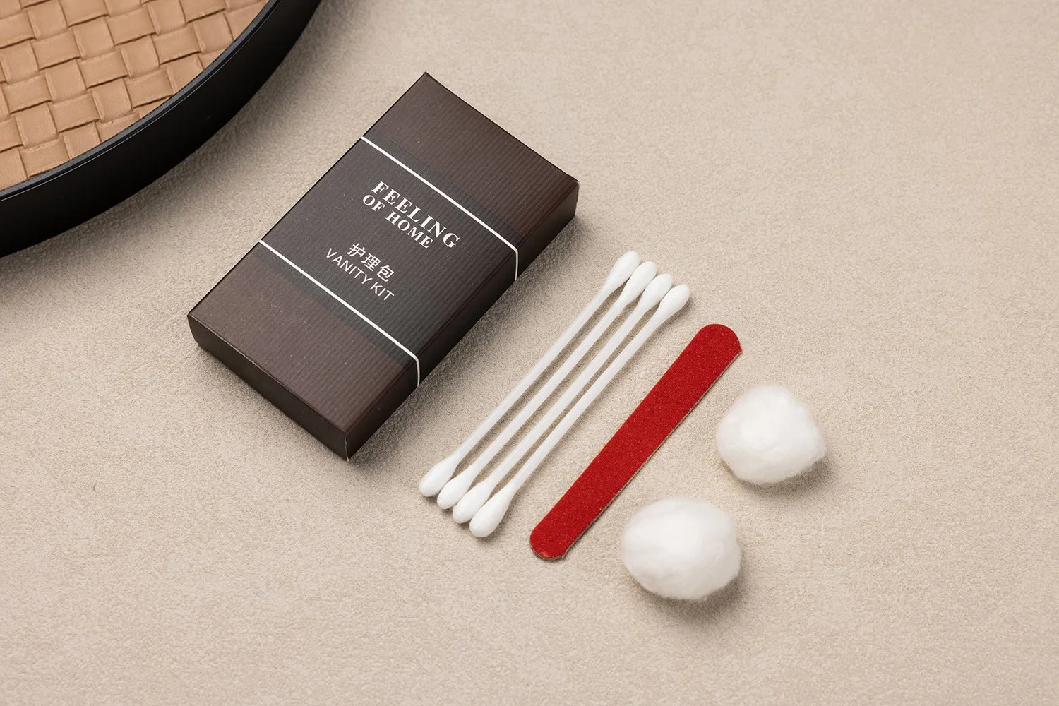 VT-001　バニティセット
内容：綿棒×４・コットンパフ×2・ネイルファイル×1／個包装：紙箱またはOPP袋