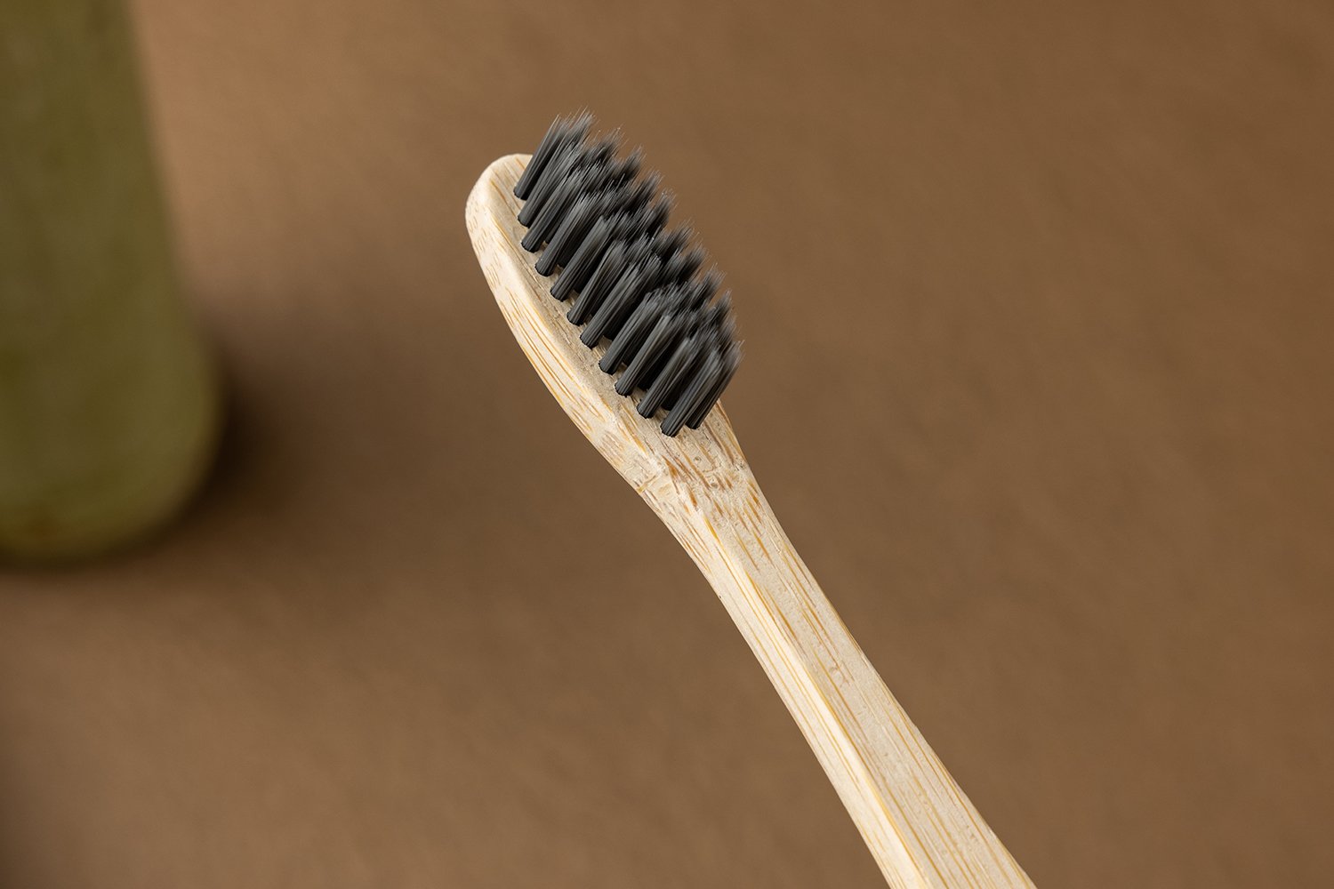 TB-B01A｜柄：竹（バンブー）｜毛：ソフト・ナイロン先細テーパード 0.15mm｜全長17.5cm｜約7.1g/本｜ナチュラル（柄）・ブラック（毛）｜名入れ印刷可（紙箱／OPP個包装／紙袋）