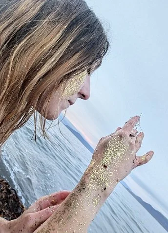 From the sea, with love