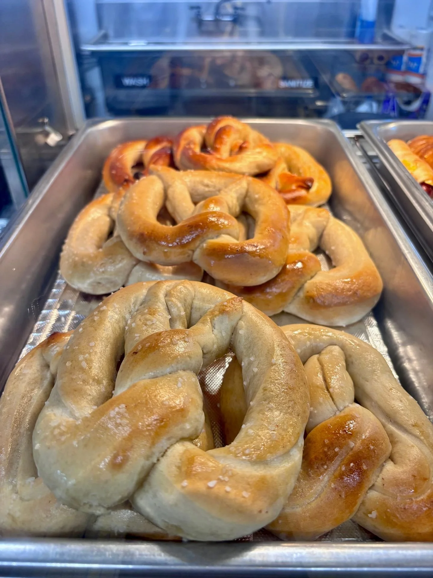 National Pretzel Day is this Sunday&hellip; but we&rsquo;re celebrating early at the Hershey Fresh Market 🥨🎉

Stop by this Saturday and grab a delicious deal from Foltz Pretzels &mdash; 2 pretzels for $5 for one day only!

Fresh, warm, and the perf