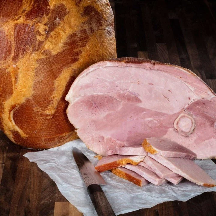 This week&rsquo;s specials at S. Clyde Weaver are here! 

Bone-In Ham Steaks &mdash; just $5.29/lb
Sliced Marbled Longhorn &mdash; just $5.59/lb

Stop by the market and grab these specials while they last!

📍Lower Level at Hershey Fresh Market

#Her