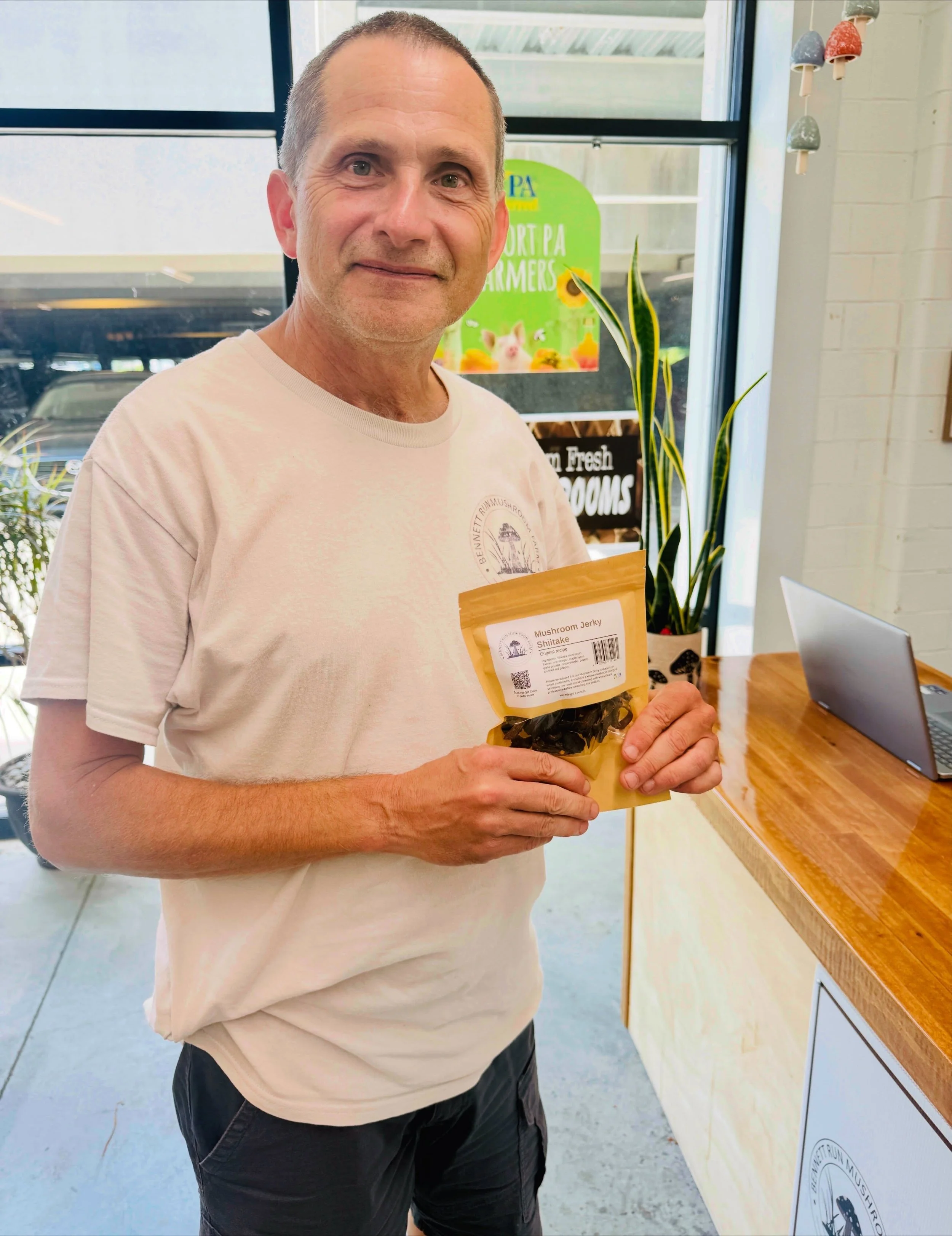 Meet Dave &amp; his Wild Shiitake Jerky! 🍄

Shopping small hits different when you know the story behind your food. @bennettrunmushroomfarm has been growing shiitakes with care, and now he&rsquo;s turned them into a savory, chewy jerky that&rsquo;s 