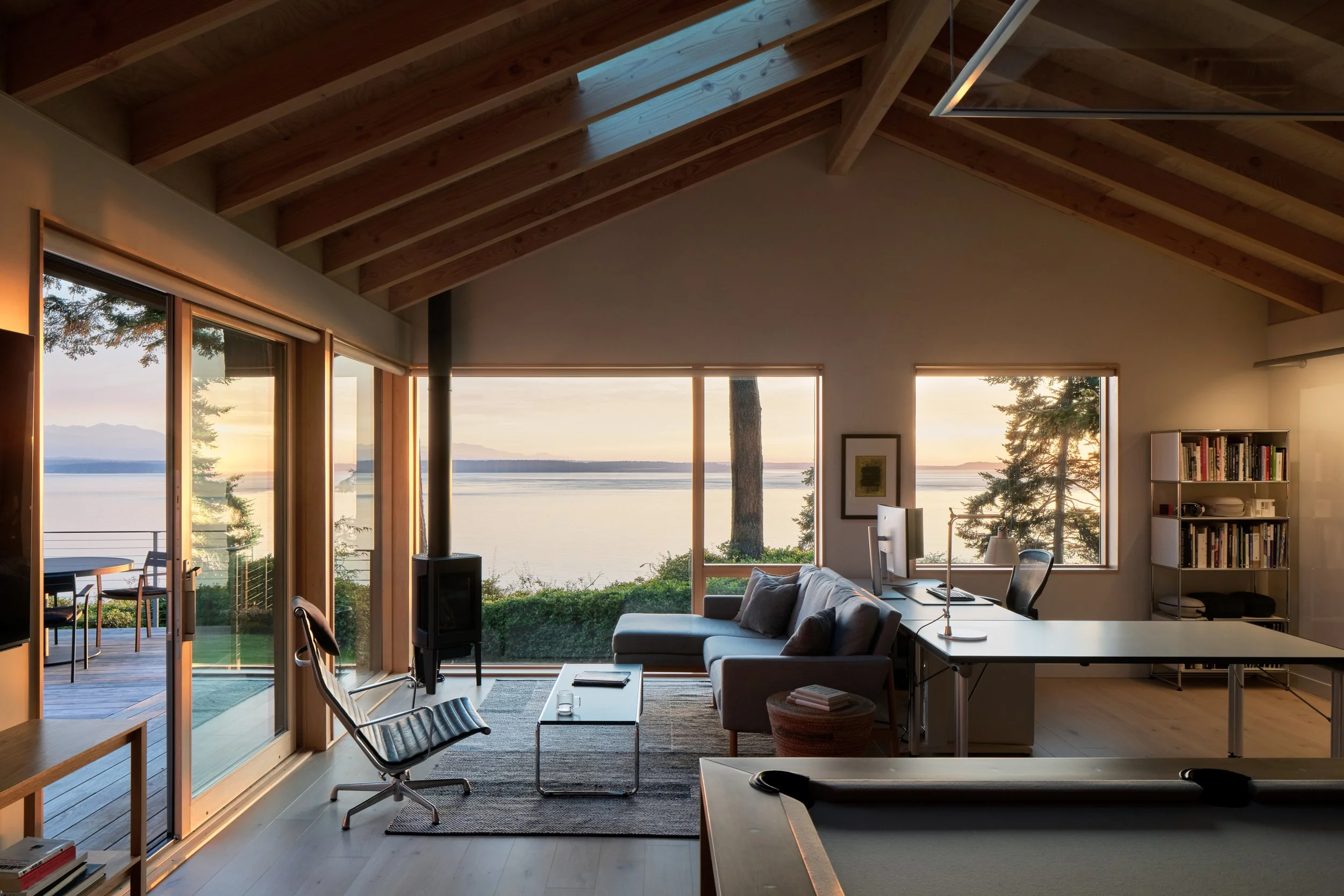 Island Bluff (Kaneko)_RE_14_low res.jpg