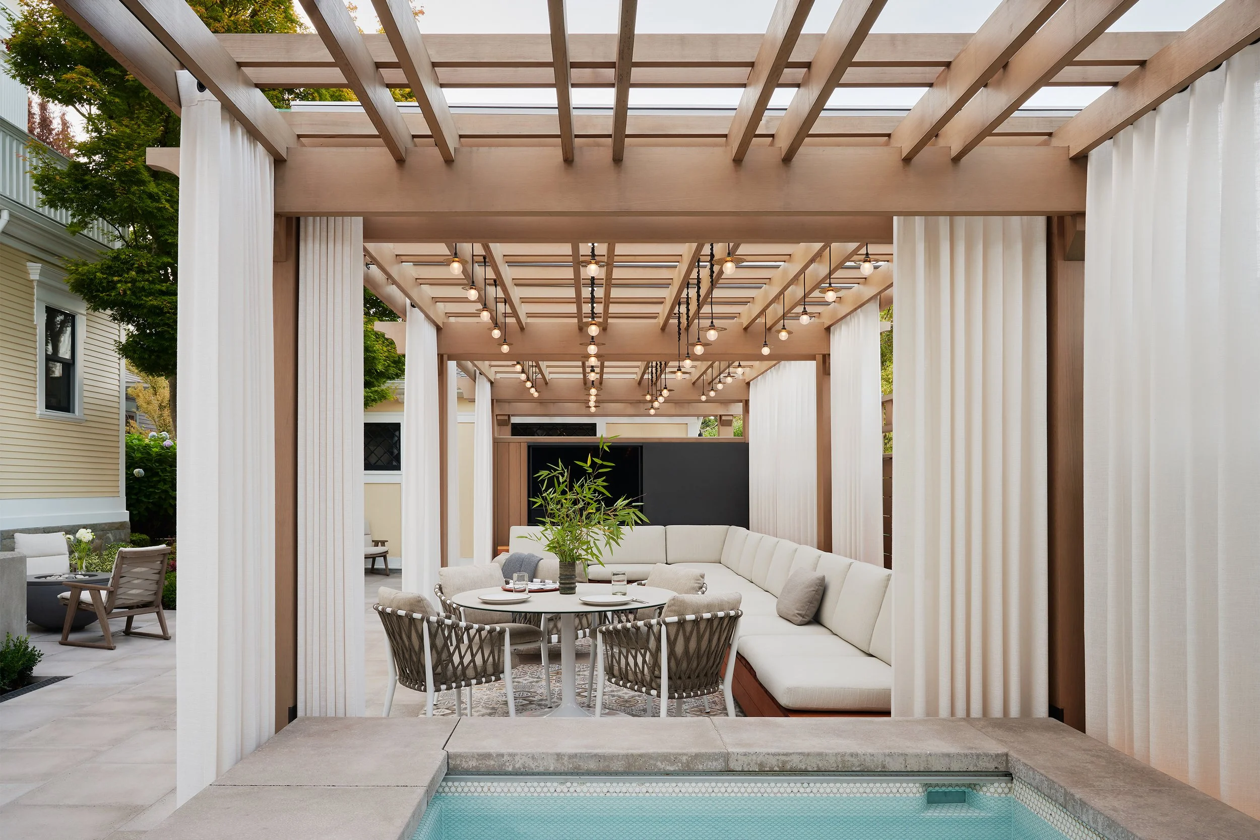 Backyard Retreat_KS_006.jpg