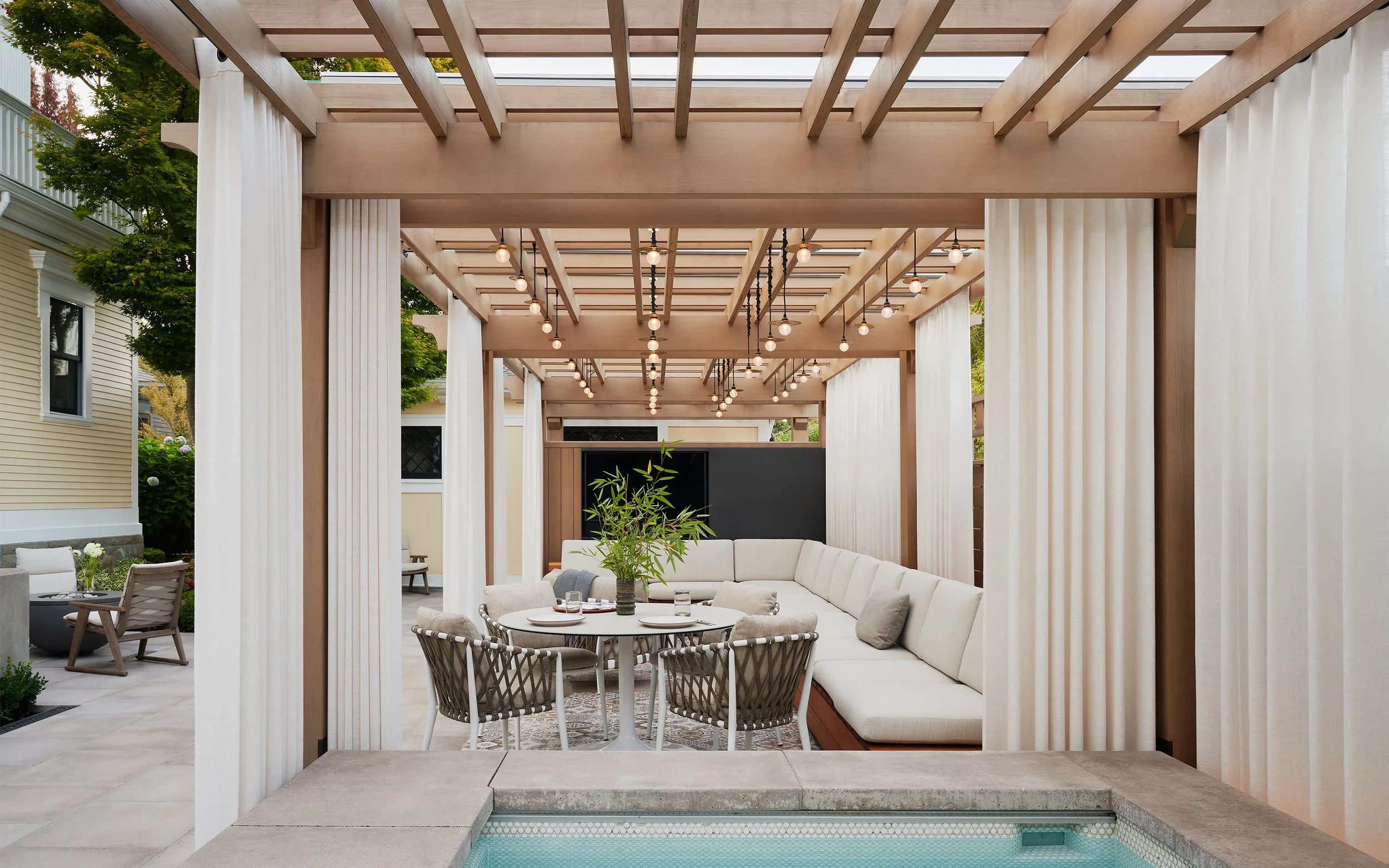 Backyard Retreat_KS_006.jpg